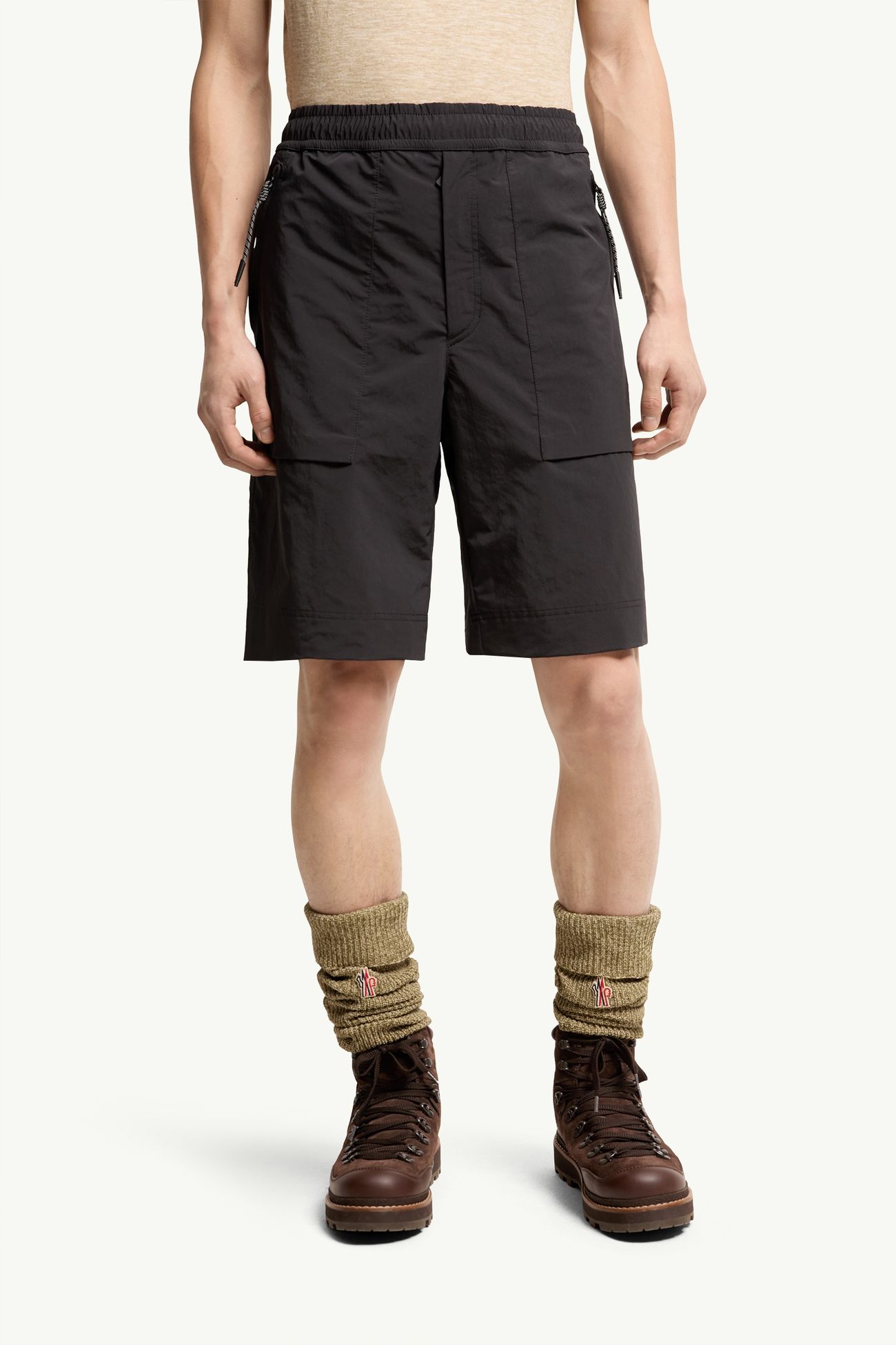 Shorts in froissé tecnico Uomo Nero Moncler 3