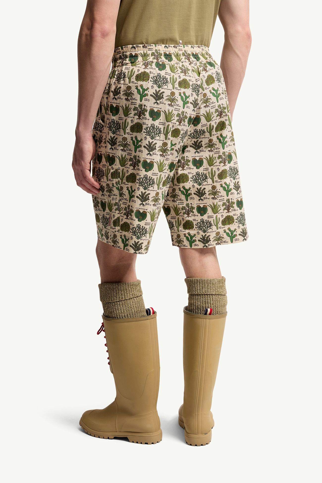 Short en coton mélangé à imprimé botanique Hommes Marron & Vert Moncler 4