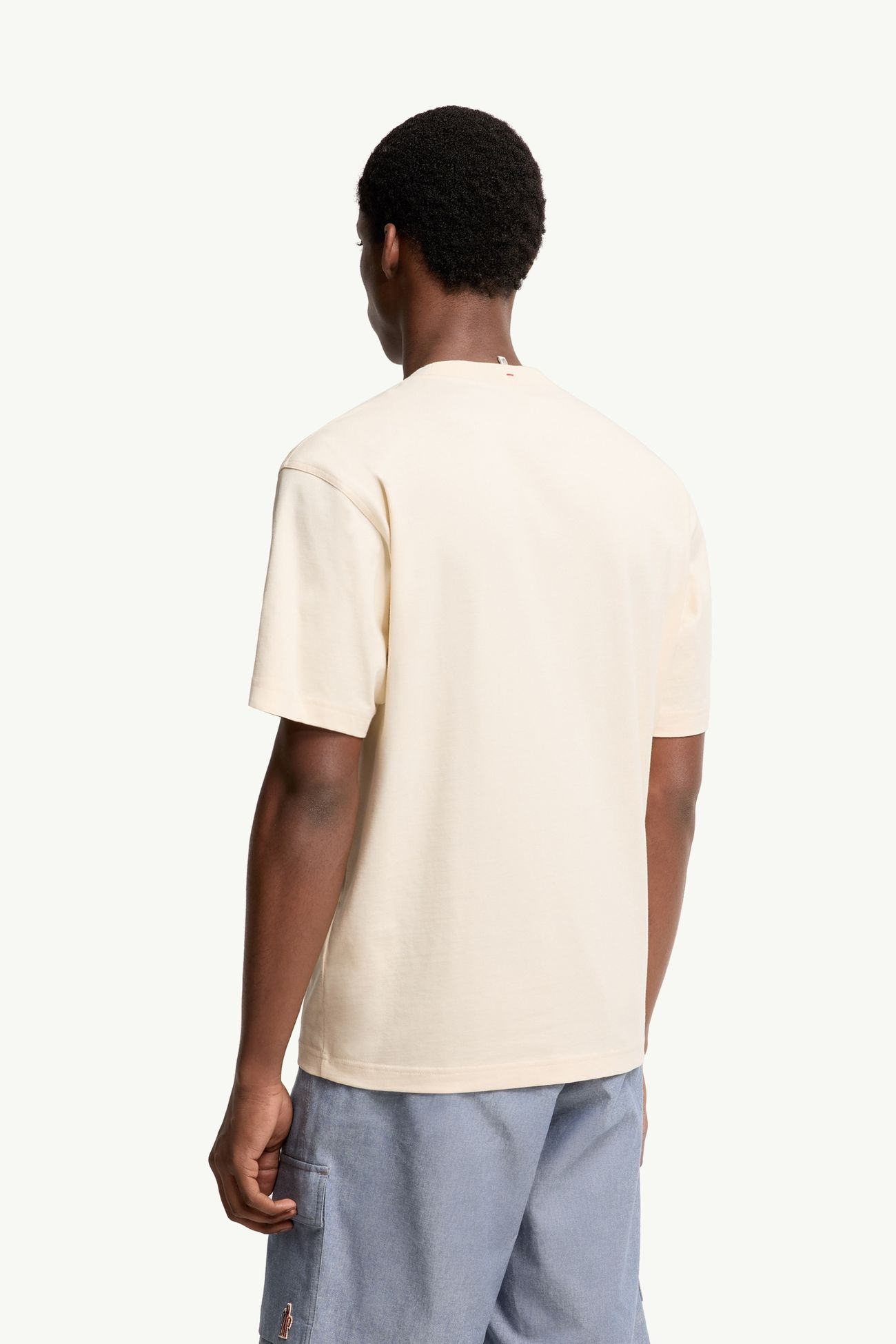 T-shirt in misto cotone con tasca in denim Uomo Bianco Avorio Moncler 4