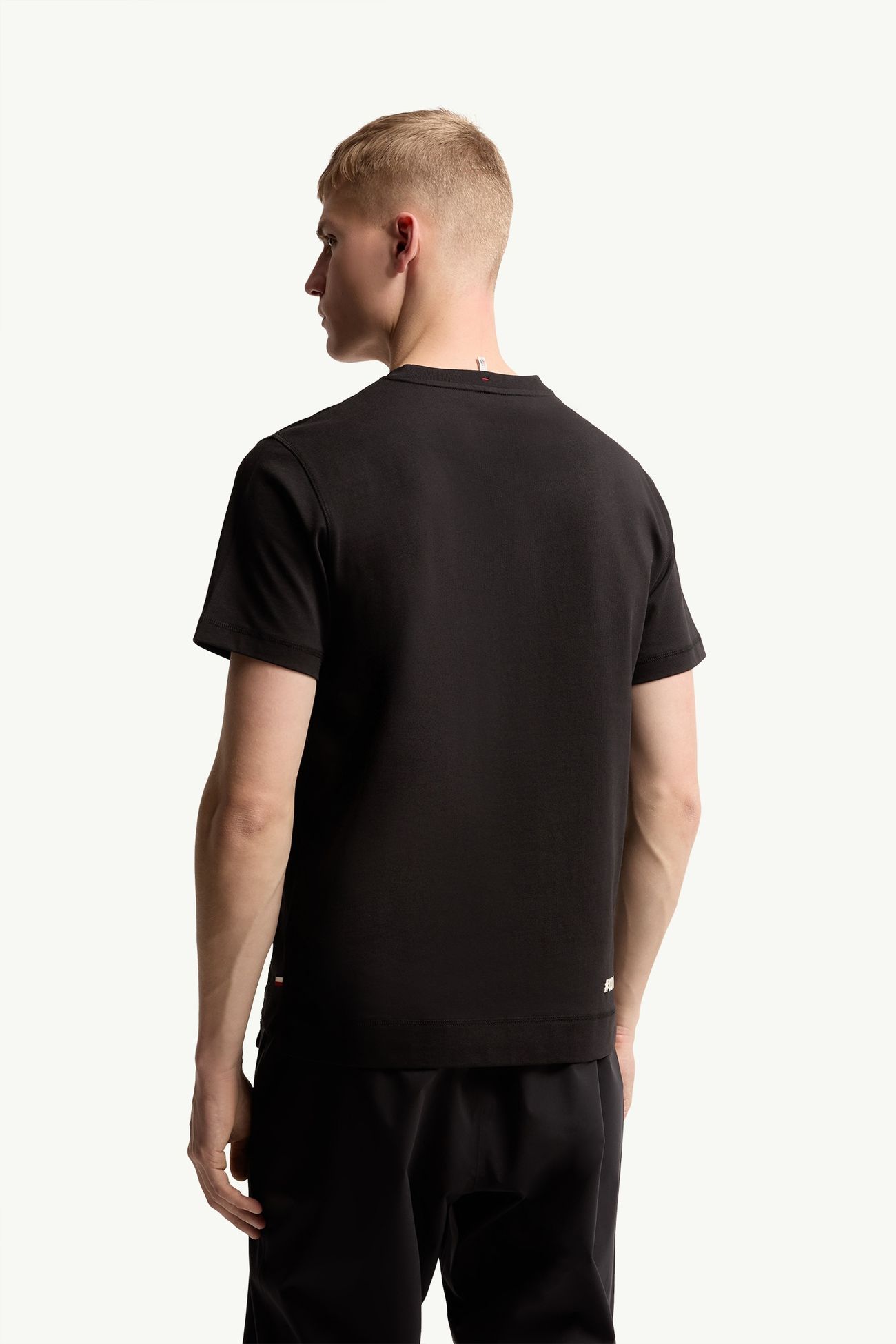 T-shirt logata in cotone Uomo Nero Moncler 4