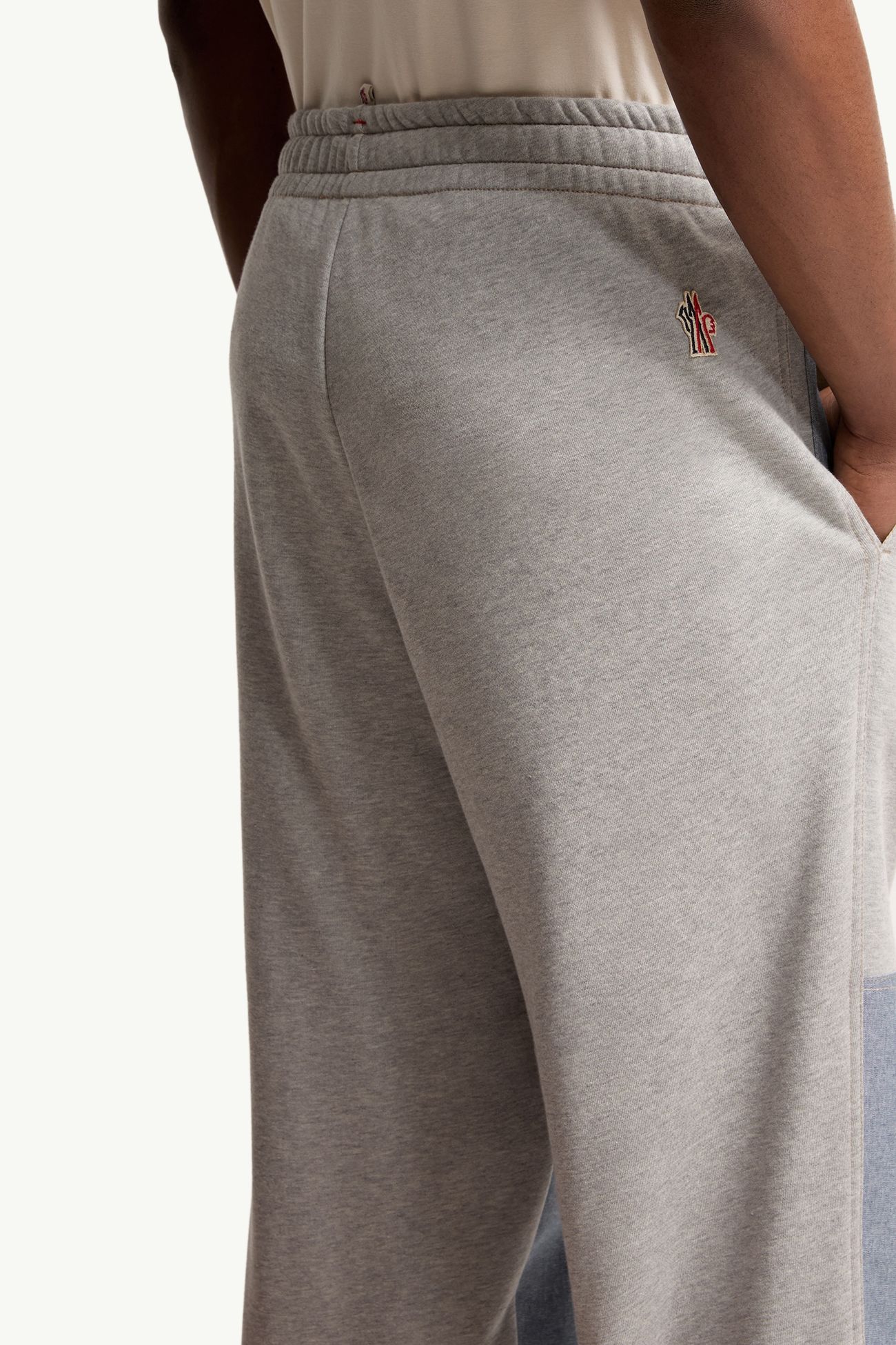 Pantaloni sportivi in cotone e chambray Uomo Grigio Moncler 5