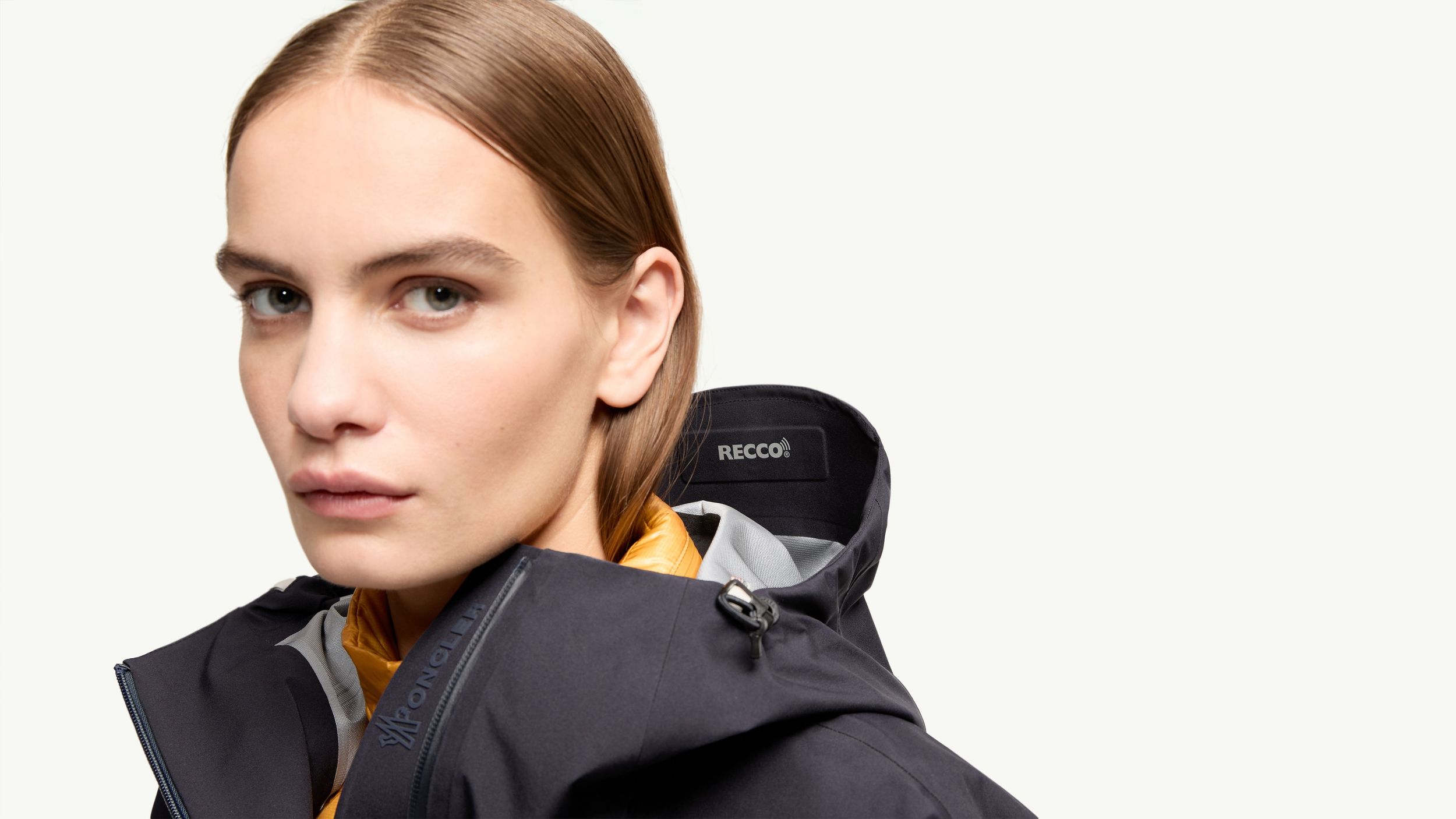 Slide 2 - RECCO® 리플렉터