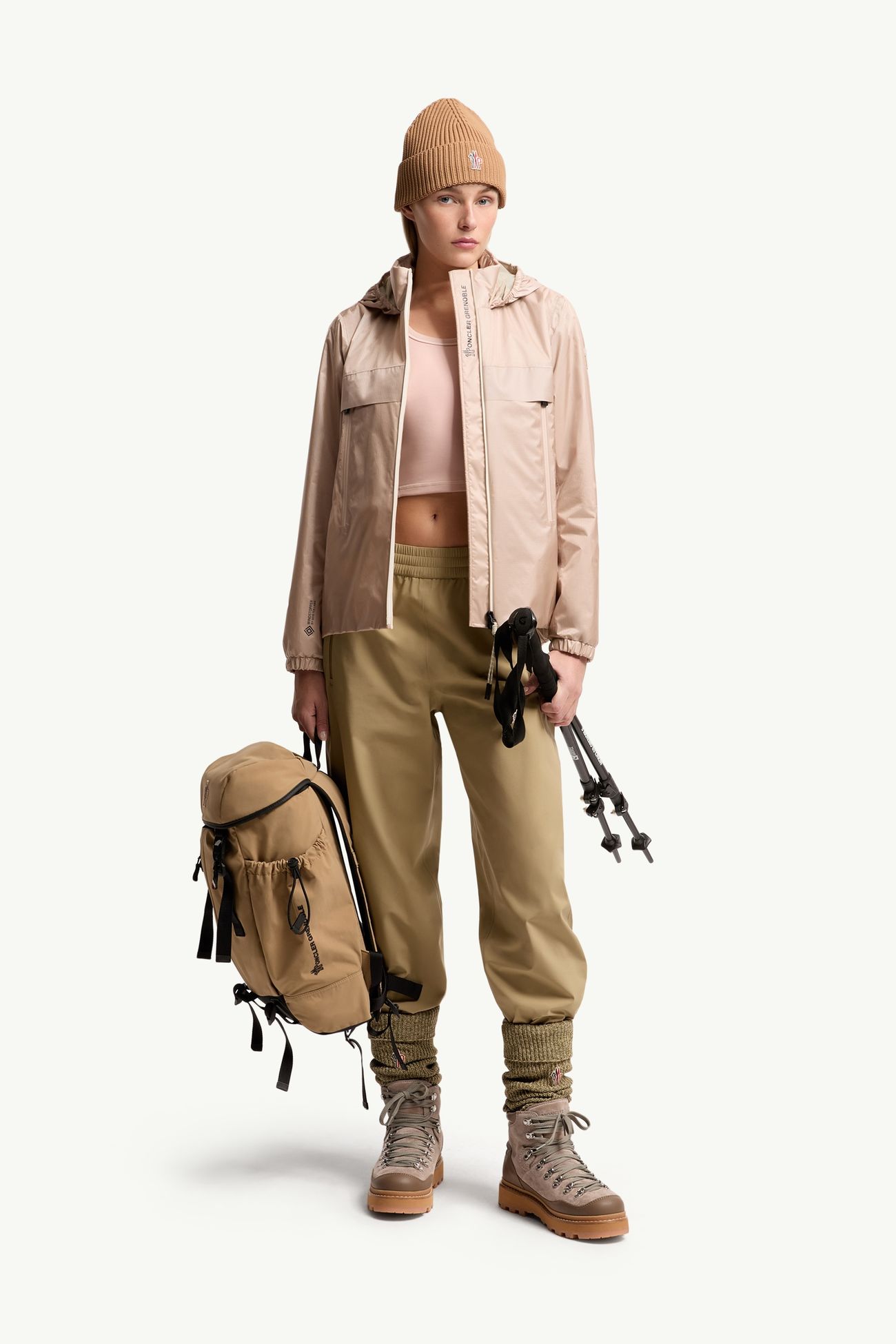 Piumino corto con cappuccio Fergana in Windstopper® Donna Rosa Chiaro Moncler 0