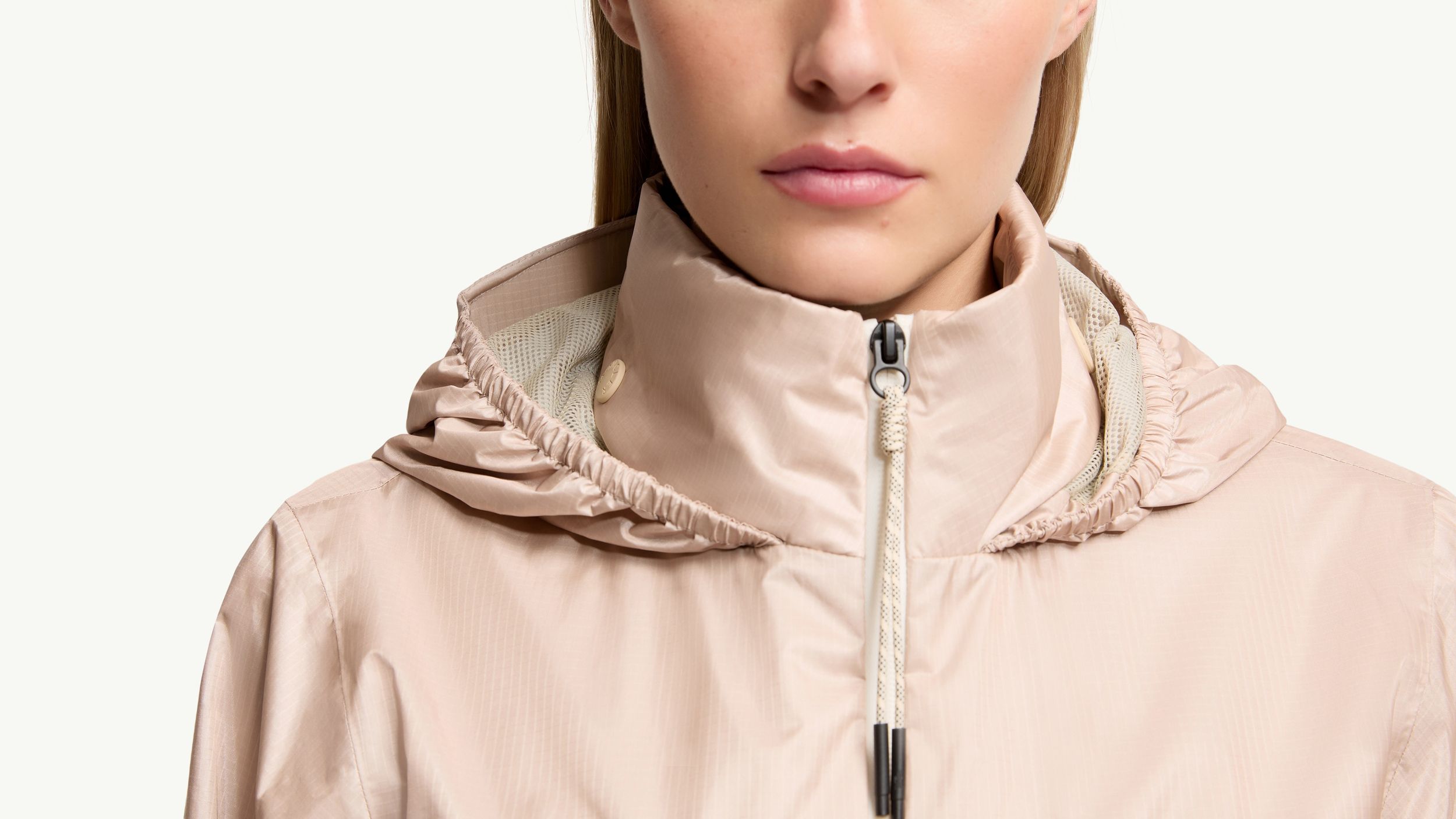 Slide 1 - Cappuccio estraibile