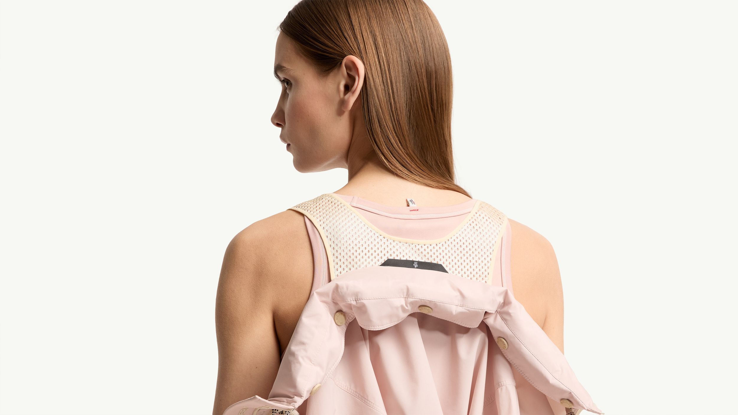 Slide 1 - Integriertes Tragesystem