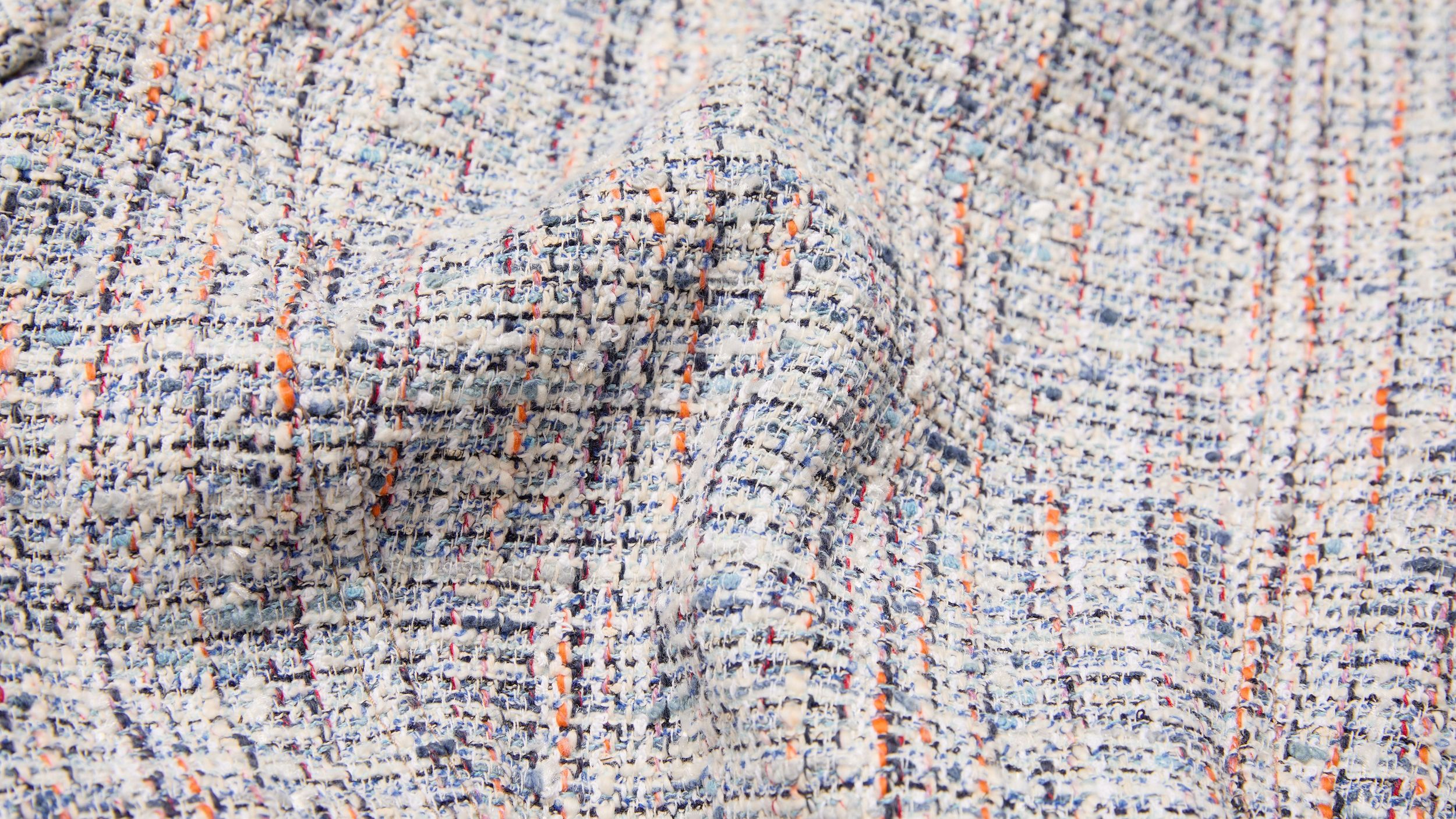 Slide 1 - Tweed texturizado