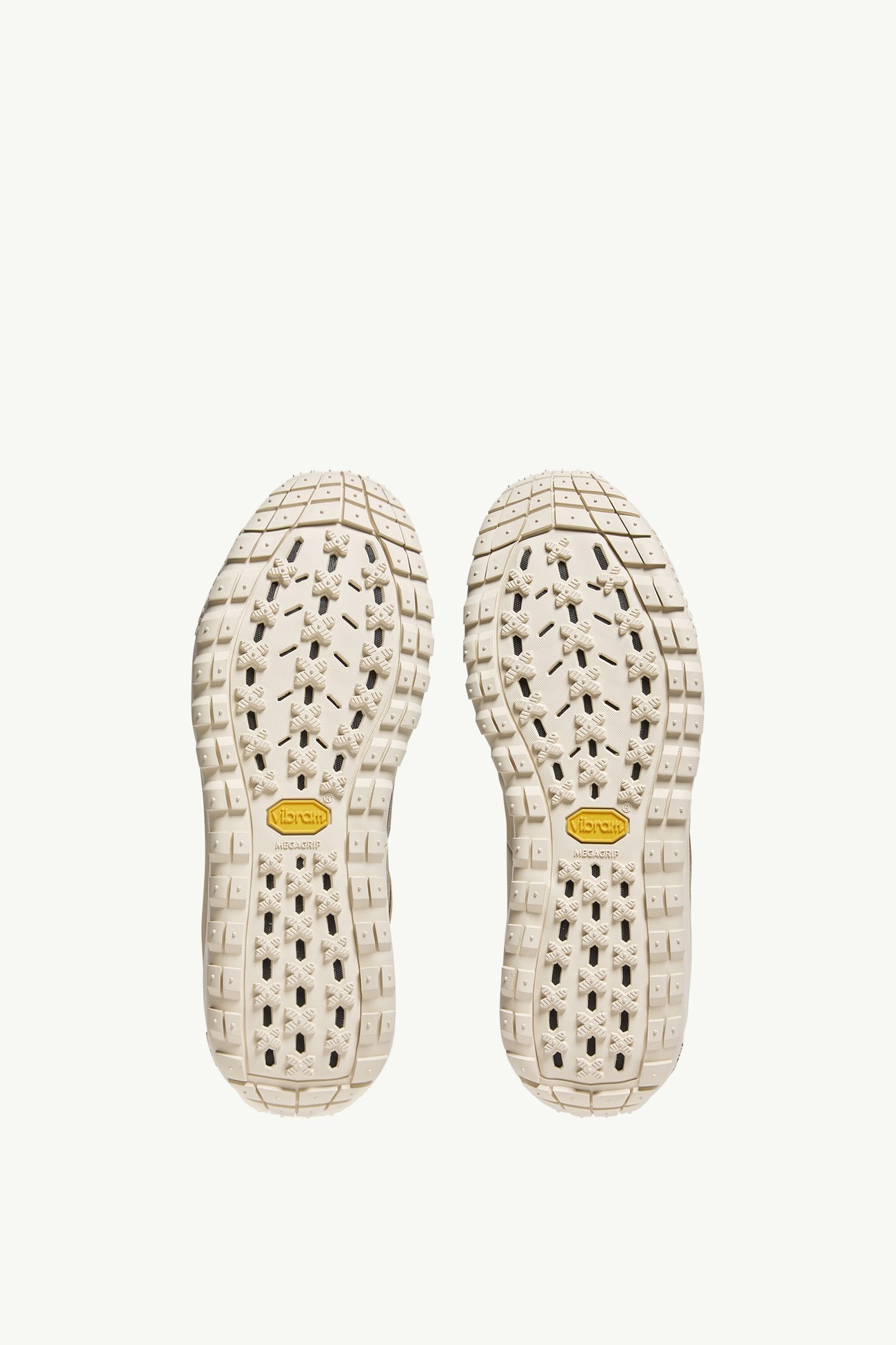 Trailgrip LP Suede & Nubuck Trainer Men Beige Moncler 6