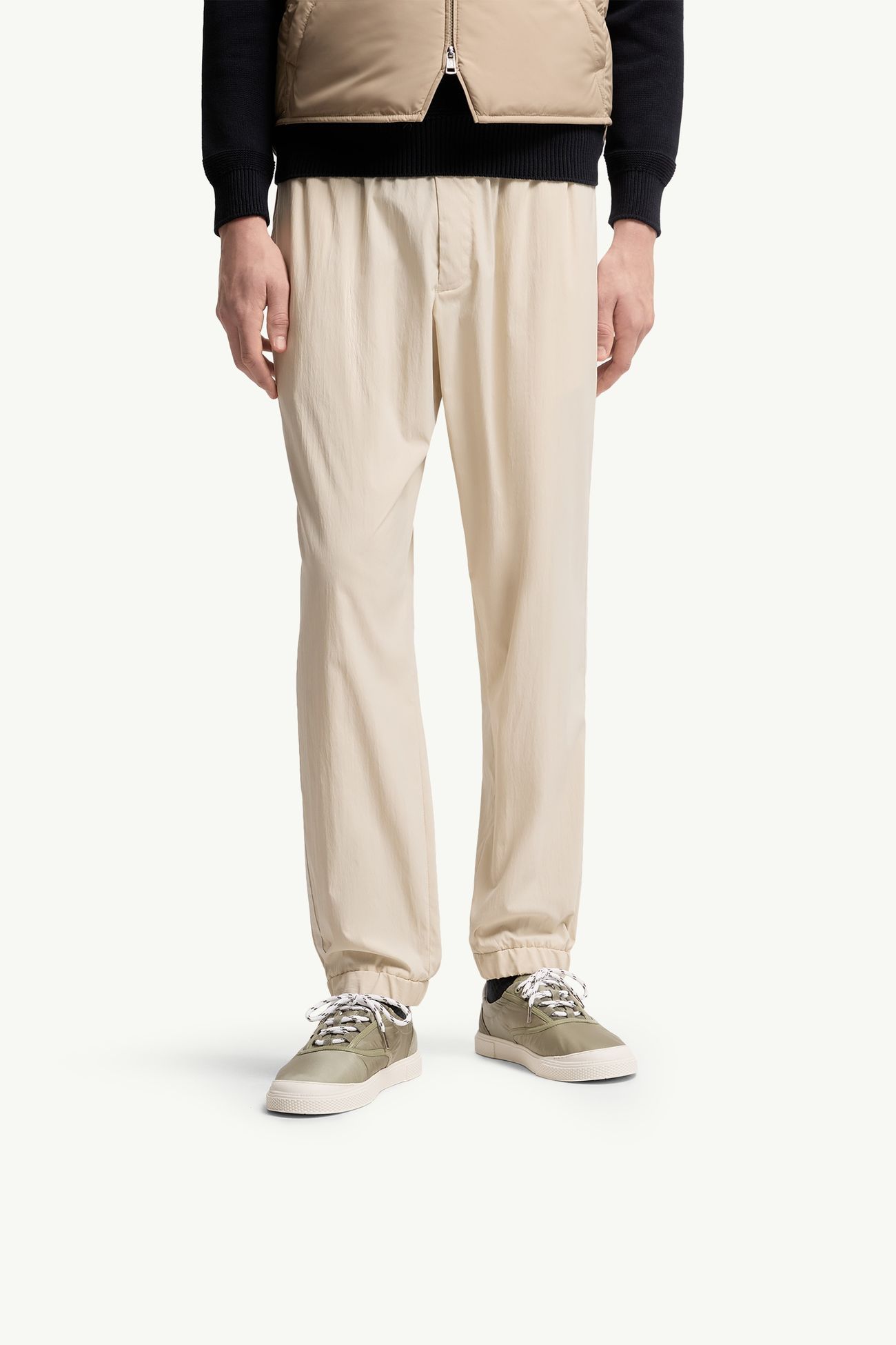 Vera Leisure gepolsterte Sneaker Herren Salbeigrün Moncler 1