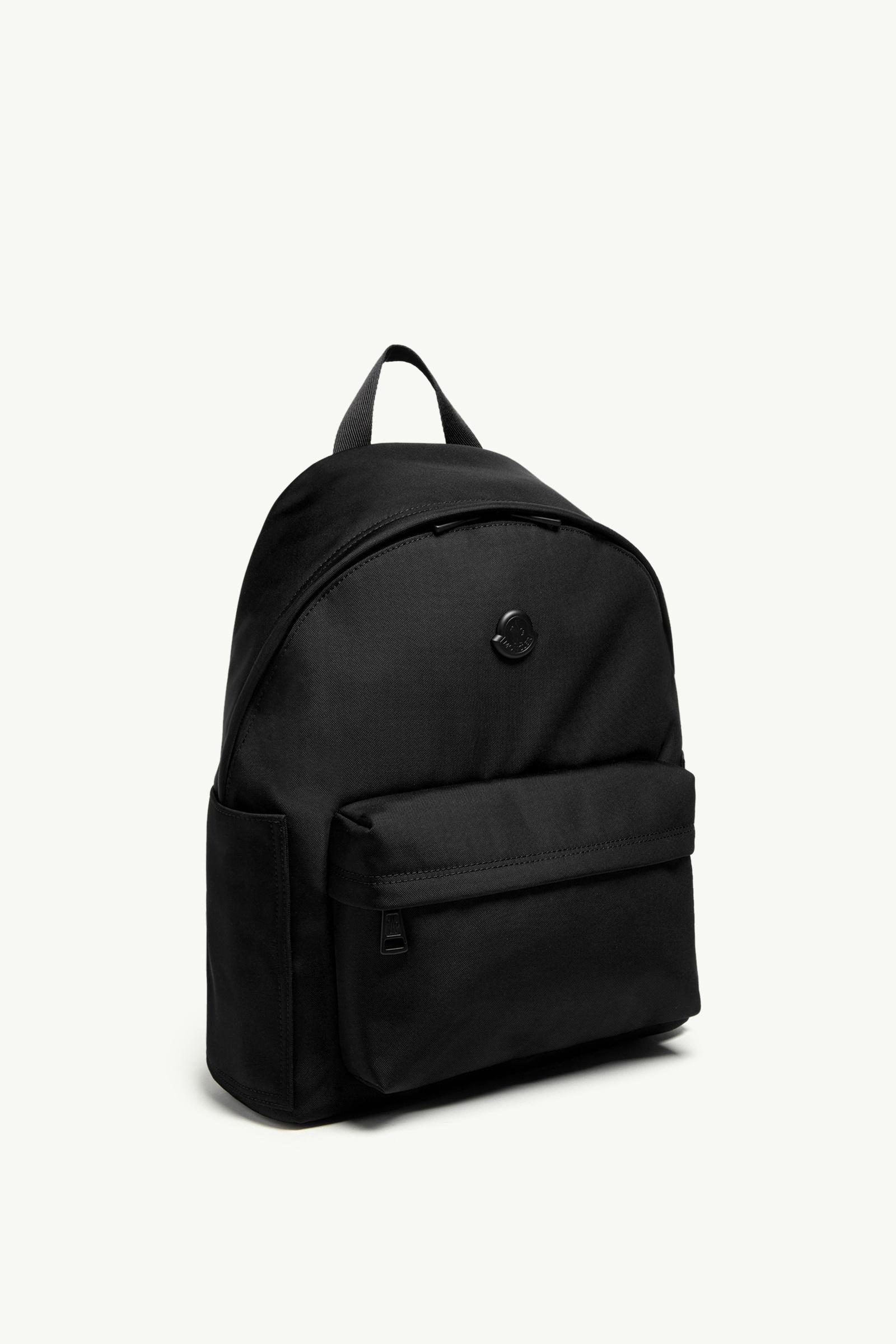 MONCLER ブラック バックパック　タグ袋有り Black New Pierrick Metal Logo Backpack - Bags & Small Accessories