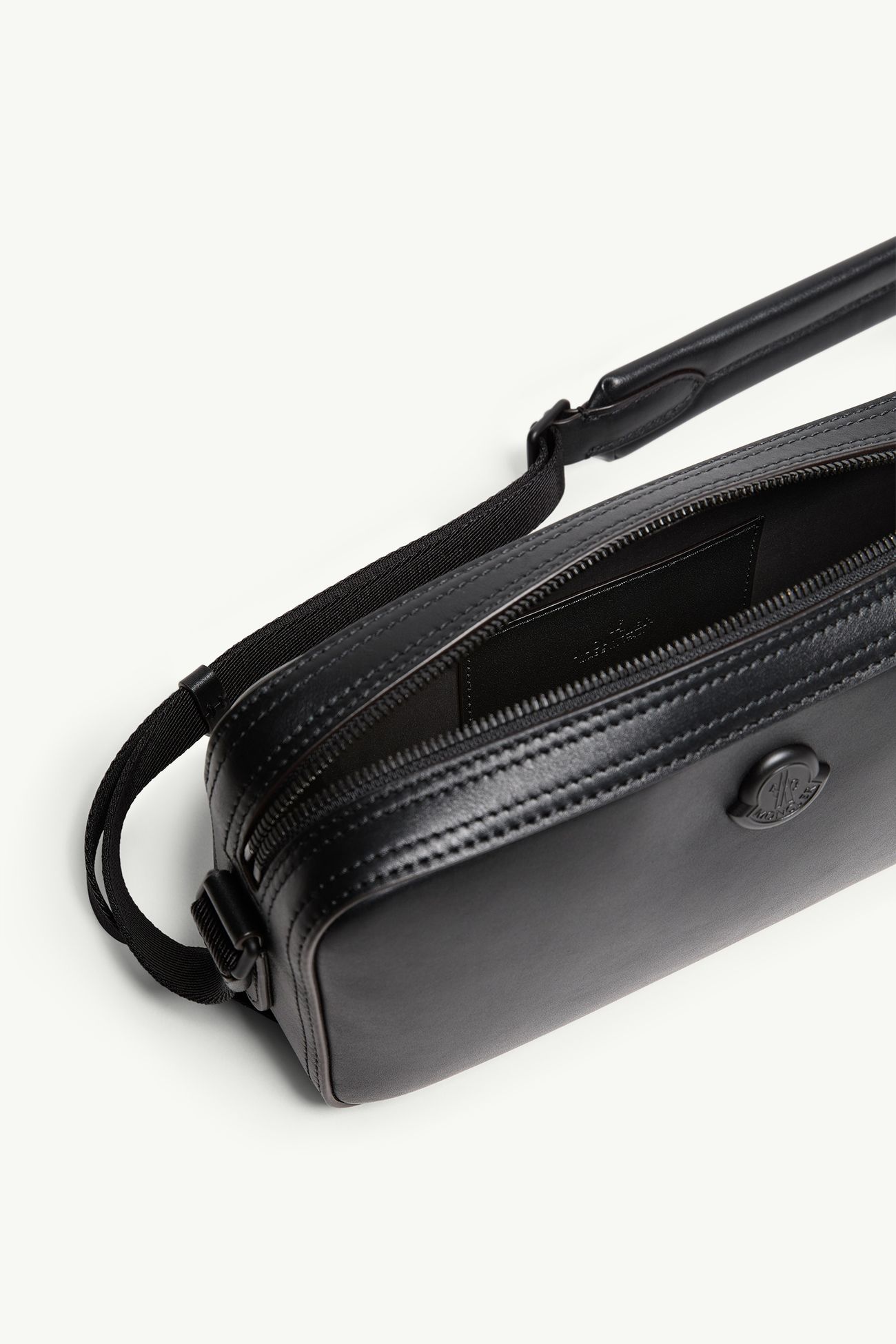 Bolso bandolera de piel Carlo Hombre Negro Moncler 4