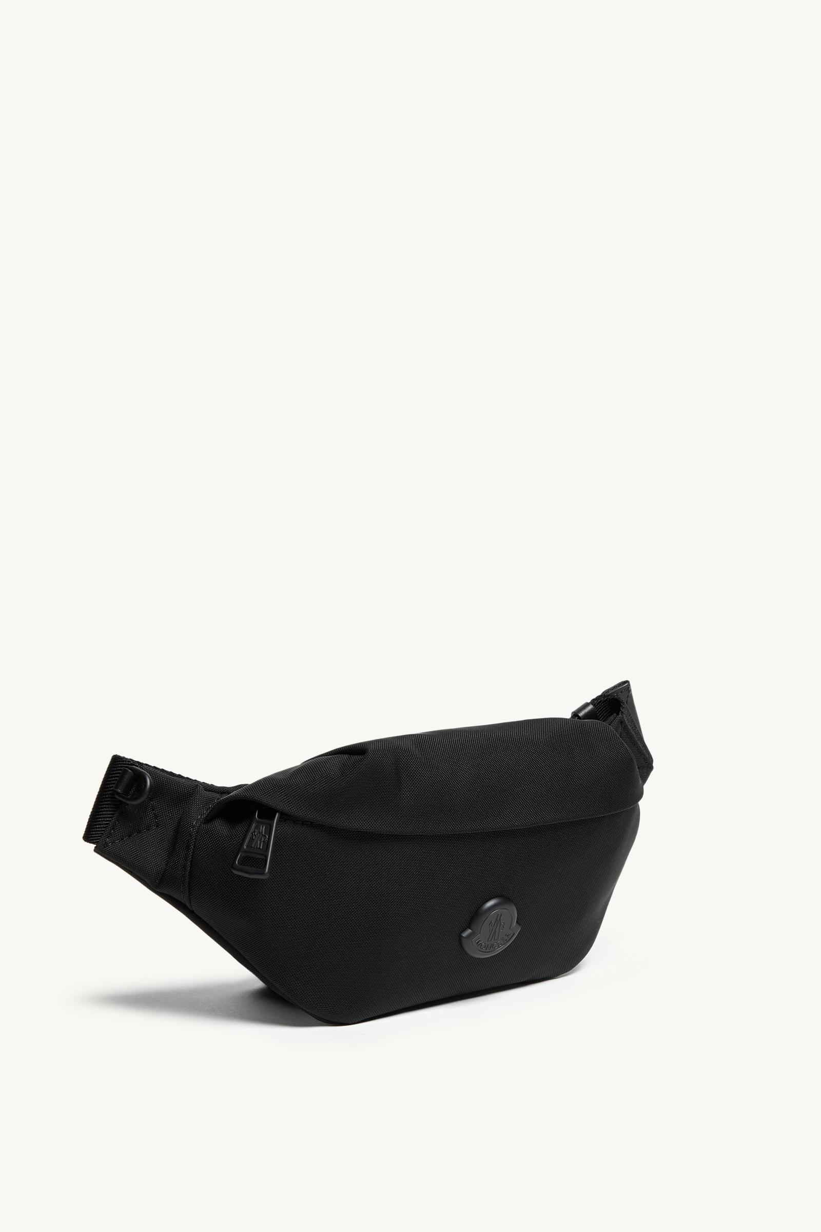 ☆新品未使用☆MONCLER DURANCE ベルトバッグ BLACK MONCLER（モンクレール） DURANCE ベルトバッグ ボディバッグ ブラック