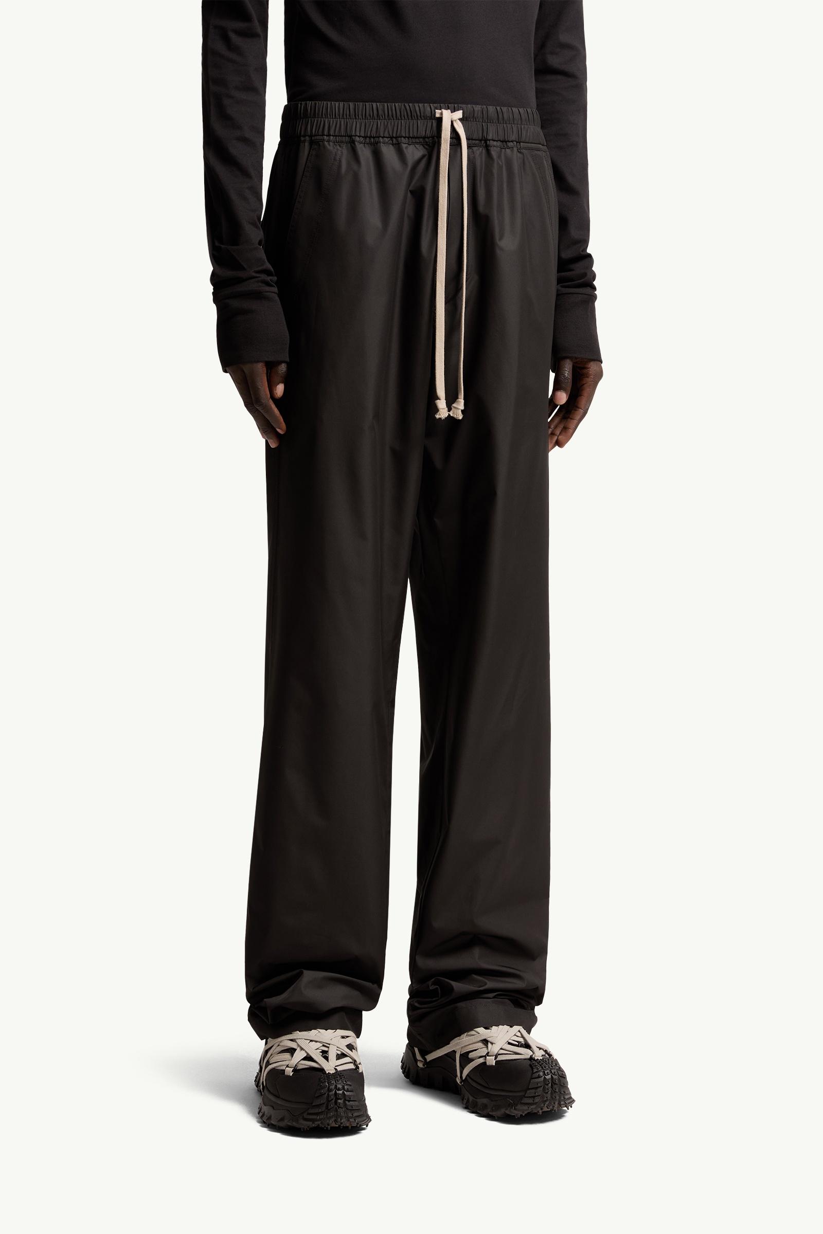 ブラック Moncler + Rick Owens パンツ : パンツ＆ショーツ 向けの