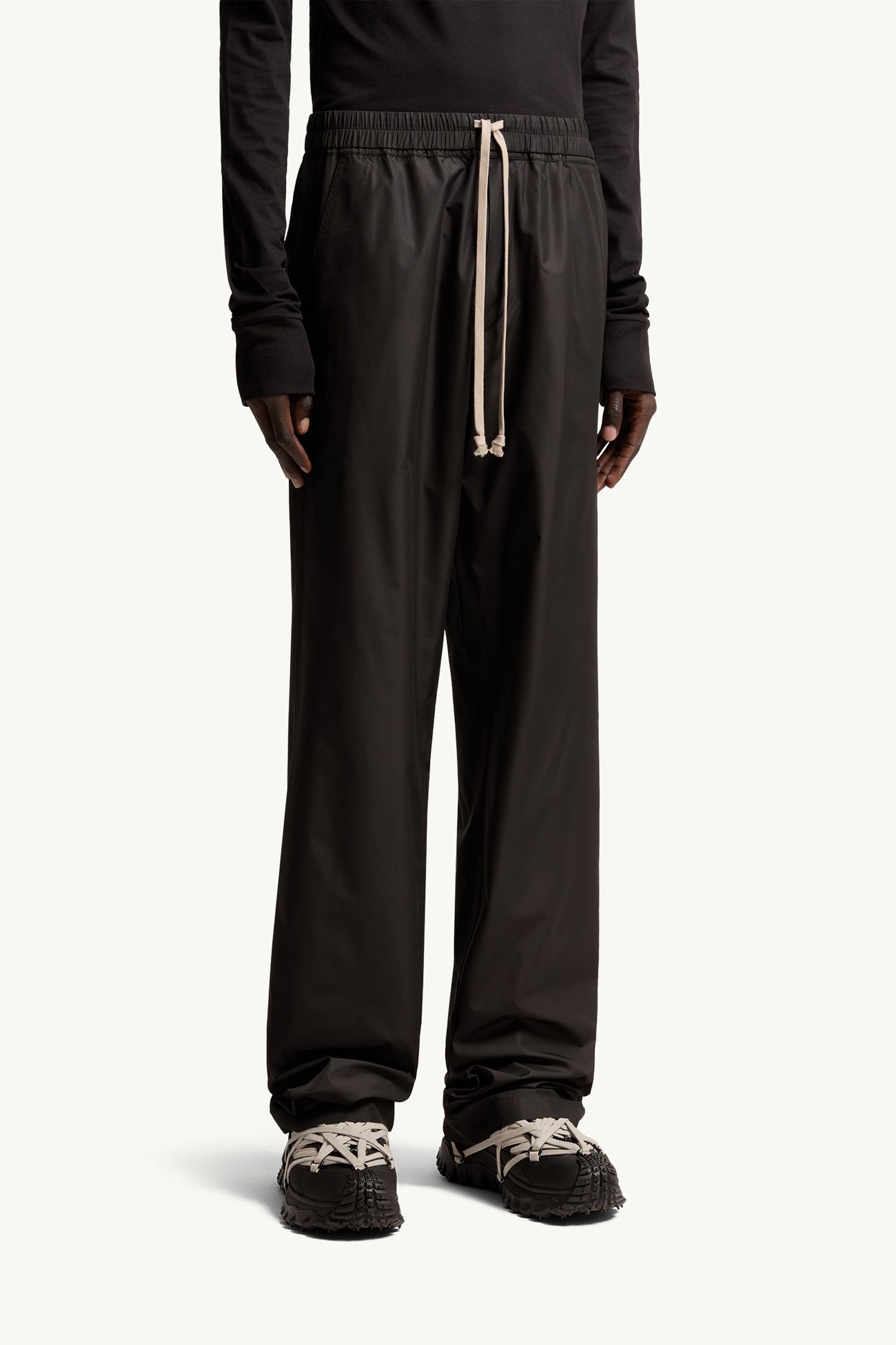 Moncler + Rick Owens 스트레이트 레그 태피터 팬츠 젠더 뉴트럴 블랙 Moncler 4