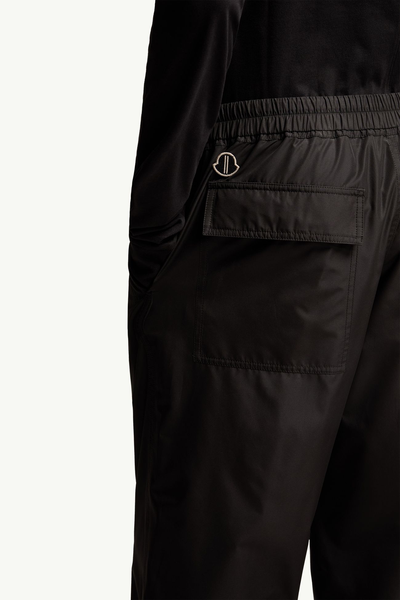 Moncler + Rick Owens Hose mit geradem Bein aus Taft Genderneutral Schwarz Moncler 6