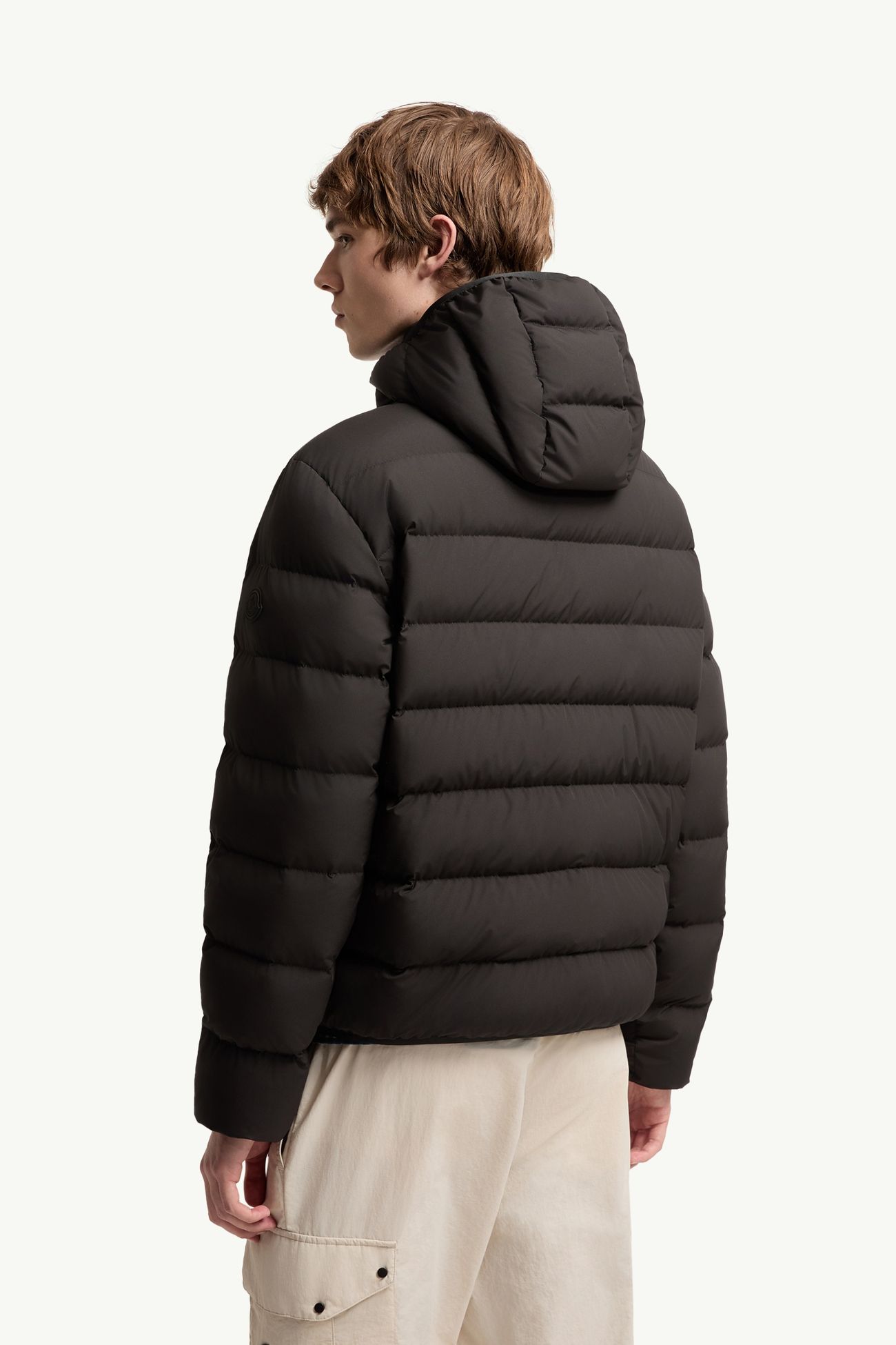 Arajoki連帽短身羽絨外套 男士 黑色 Moncler 4