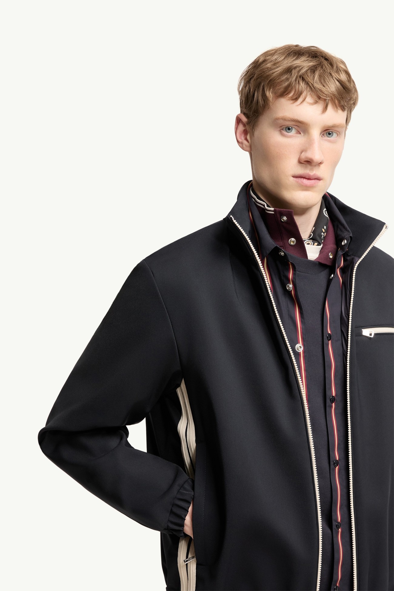 Giacca corta Fourioun in misto cotone Uomo Blu Navy Moncler 5