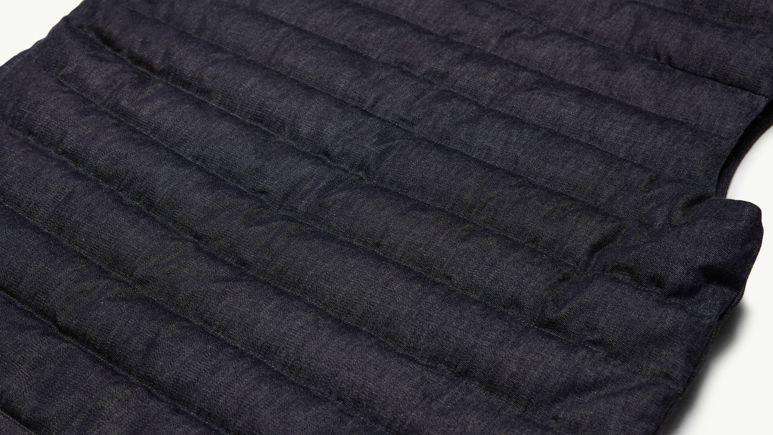 Slide 1 - Zeitloser Denim