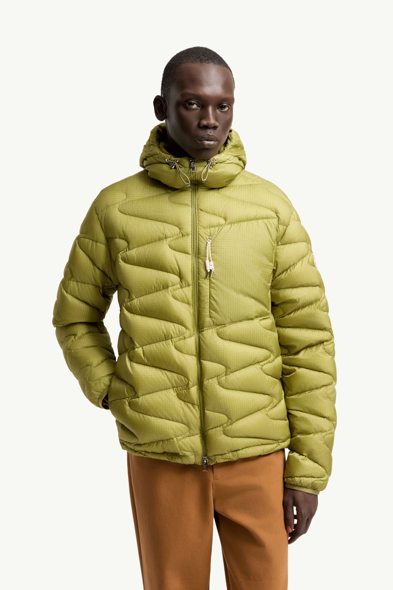Tidone男士连帽波浪绗缝短款羽绒夹克外套 男士 青柠绿 Moncler 3