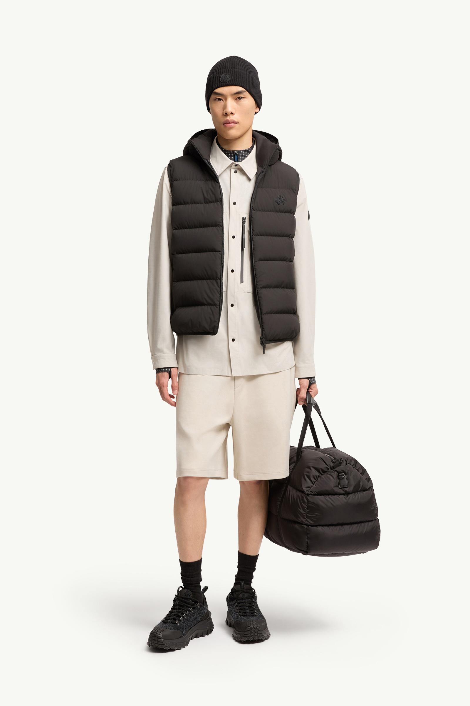 Arinella Hooded Down Gilet Men Black Moncler, 1 of 0