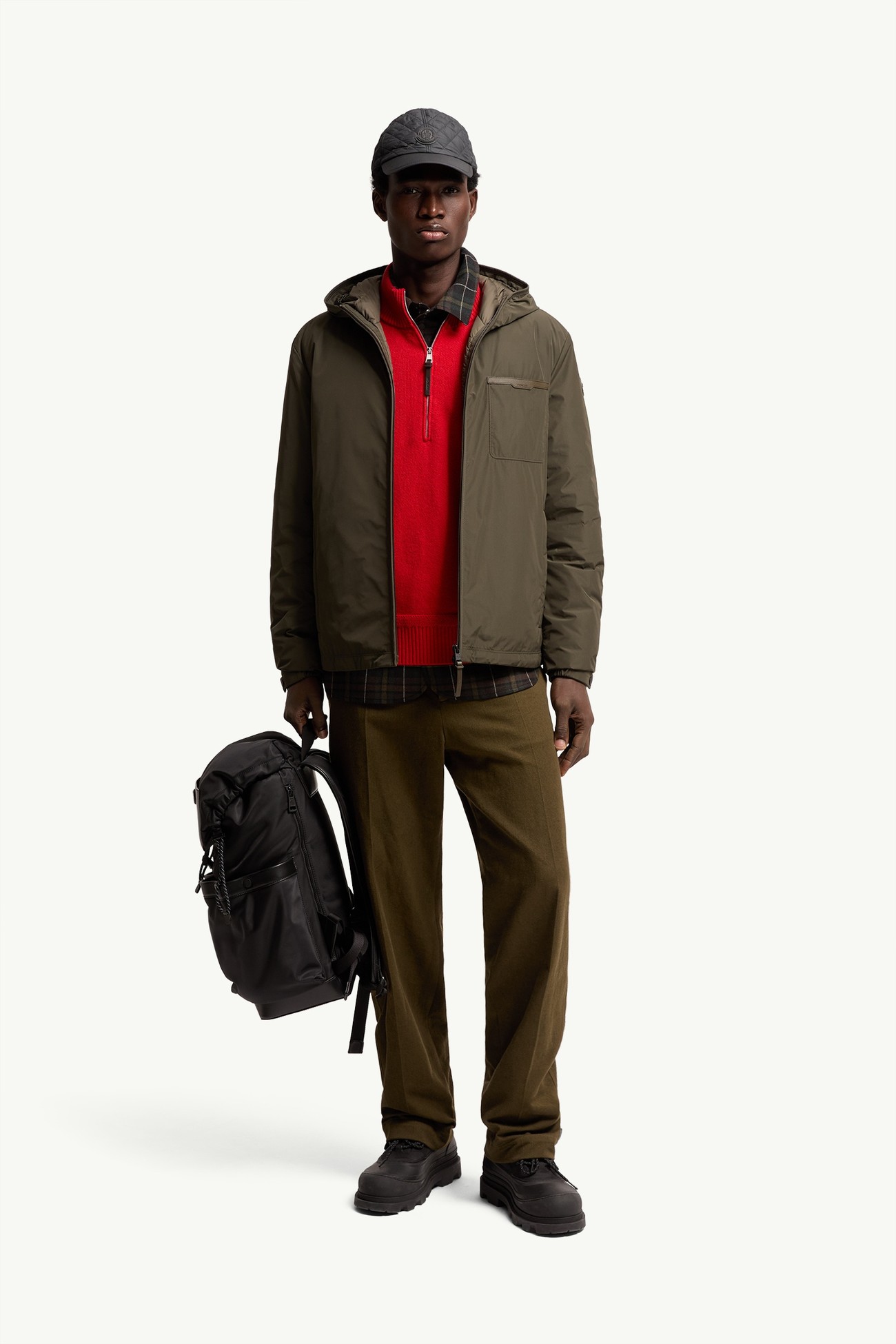 Doudoune courte à capuche Austerin Hommes Vert Olive Moncler 0