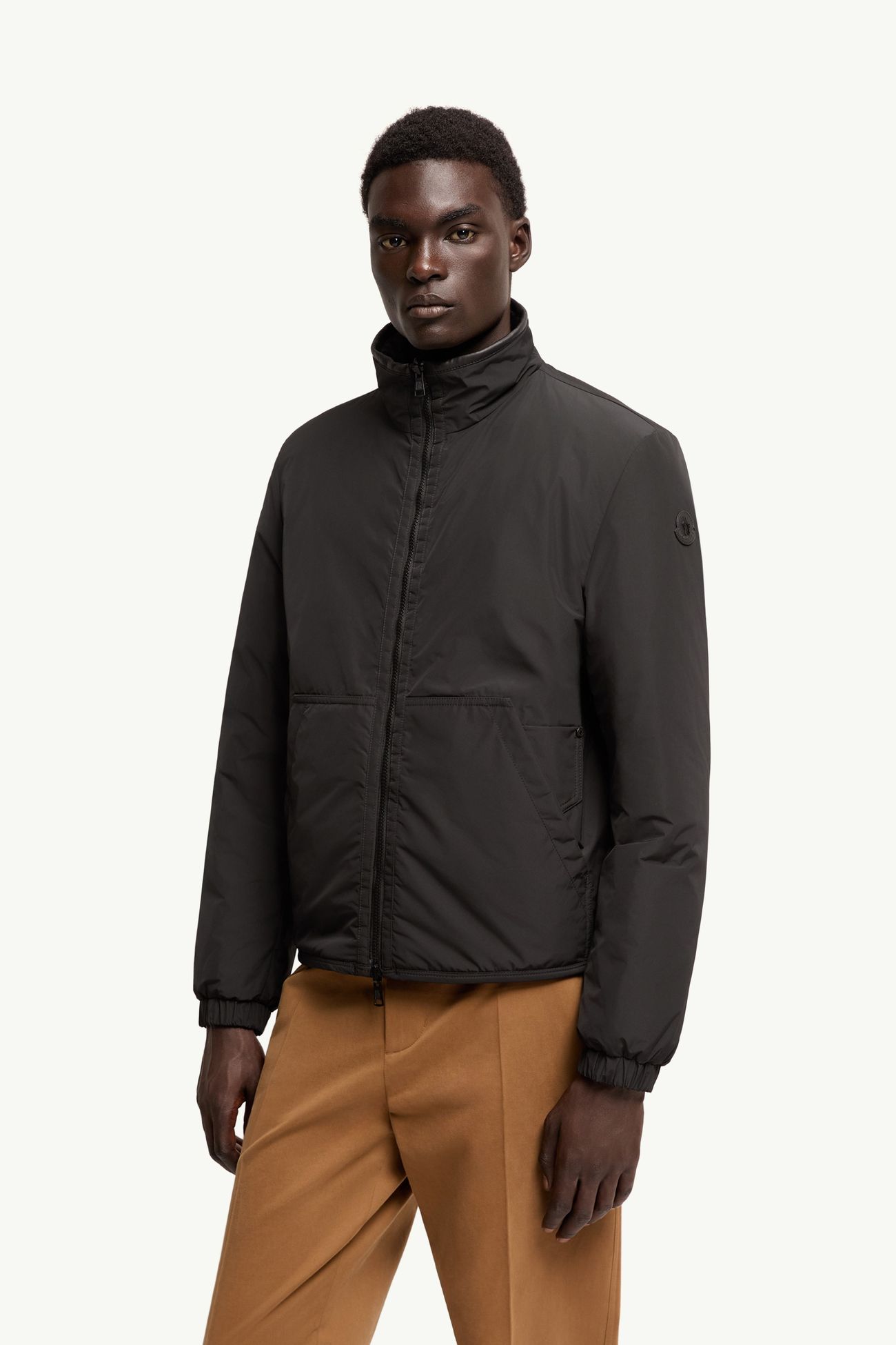 Delviane ダウンジャケット メンズ ブラック Moncler 5