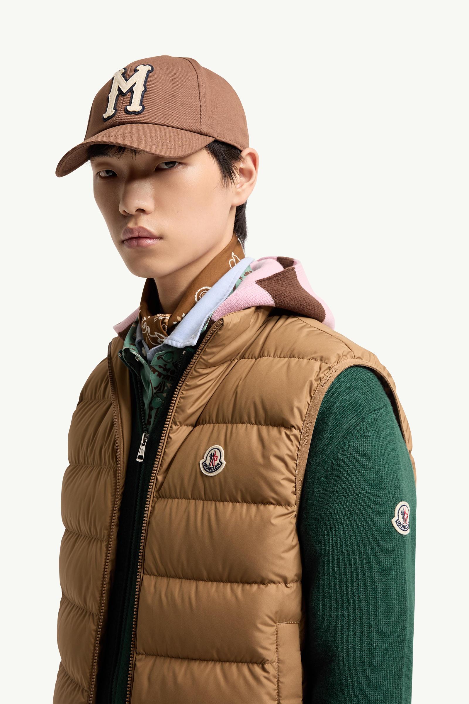 モンクレールW 茶色 アベンジャー MONCLERW AVENGER GILET Black