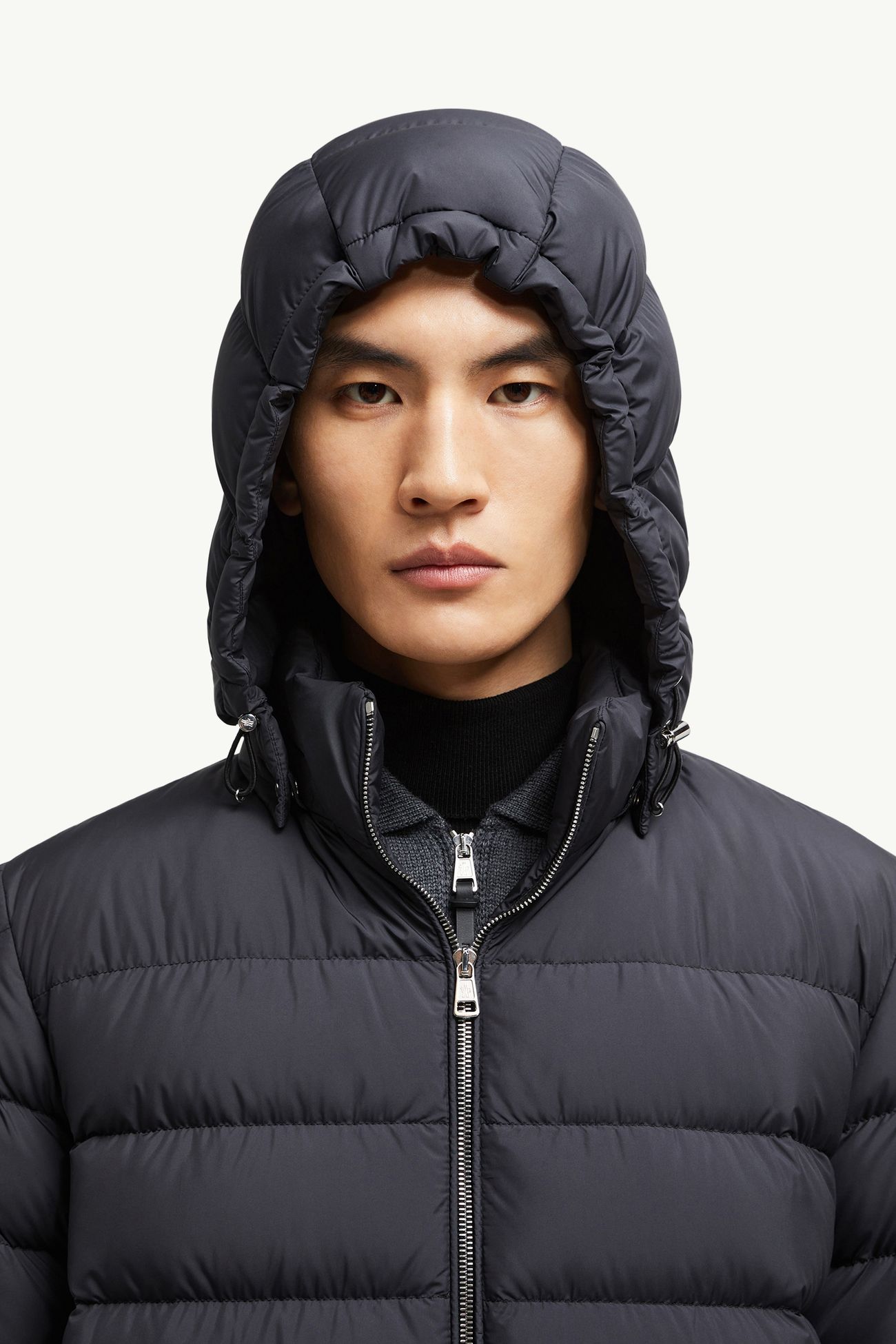 Arneb 후드 쇼트 다운 재킷 남성 블랙 Moncler 6