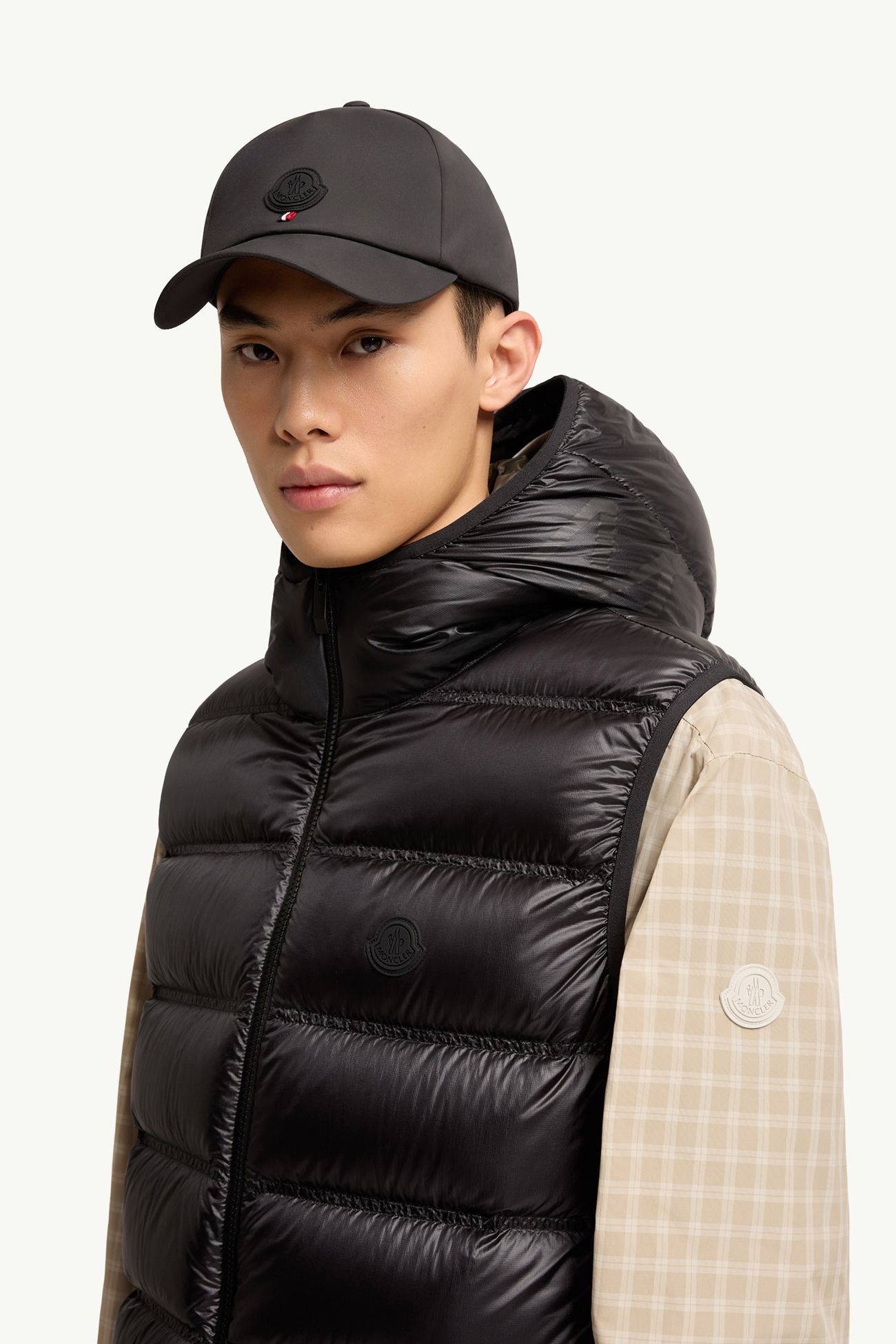 Gilet imbottito in piuma Panestrel Uomo Nero Moncler 1
