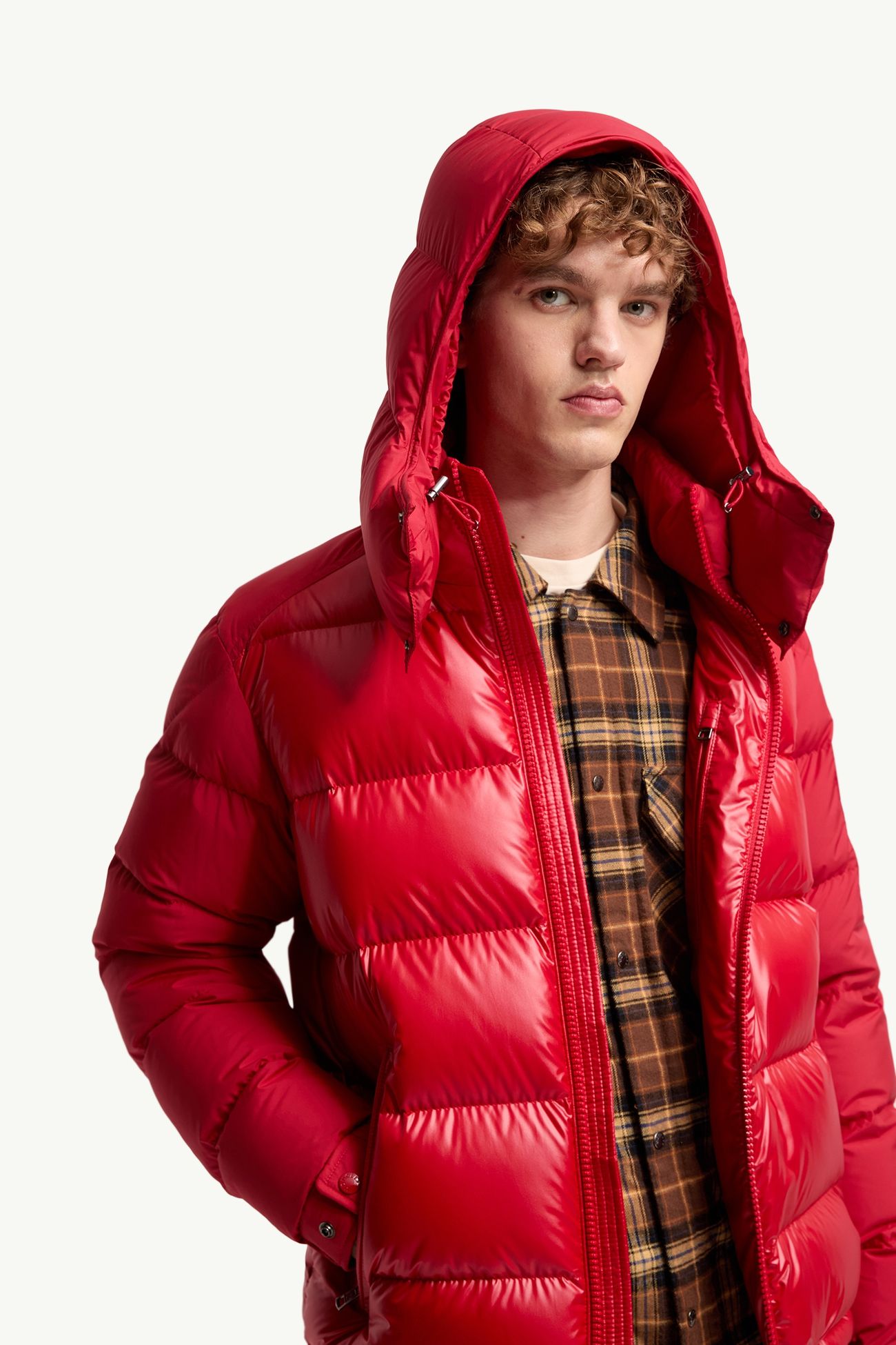 Moncler Maya 후드 쇼트 다운 재킷 남성 레드 Moncler 5