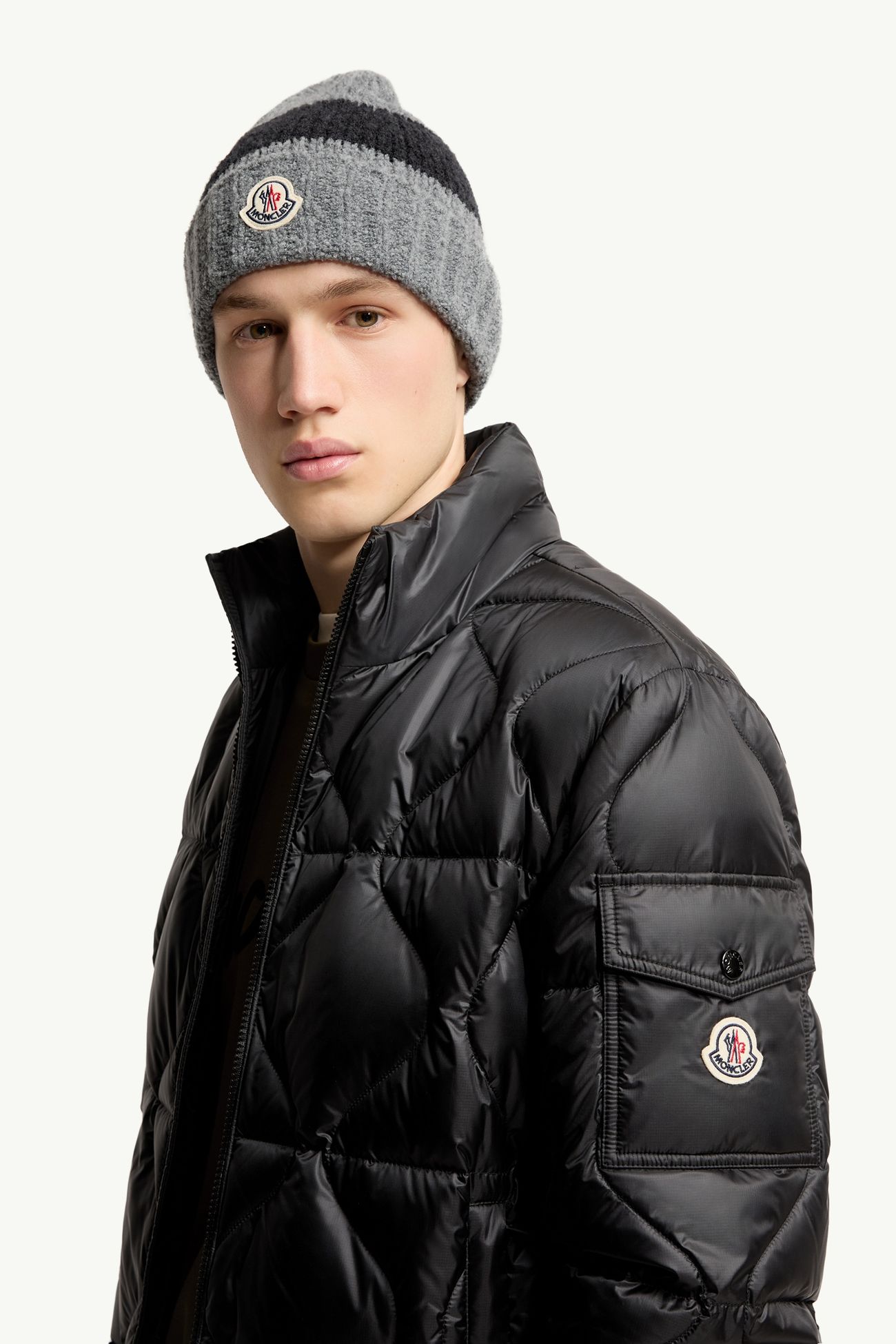 Asurel男士几何绗缝短款羽绒夹克外套 男士 黑色 Moncler 1