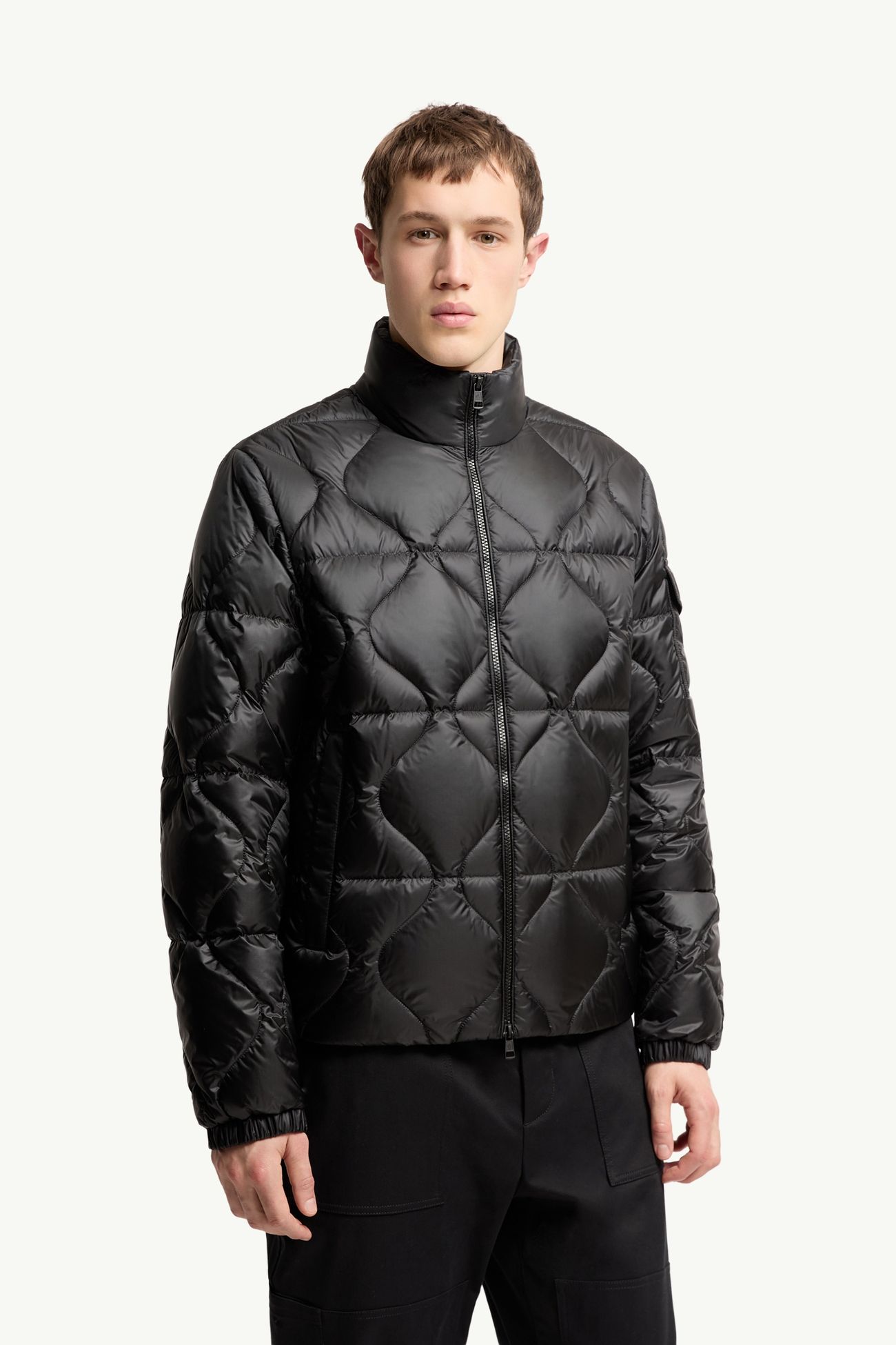 Doudoune courte à matelassage géométrique Asurel Hommes Noir Moncler 3