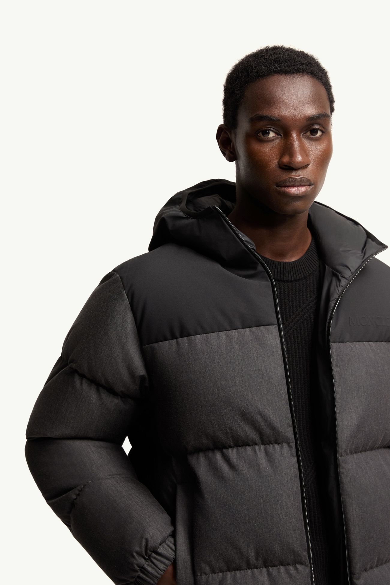 Oulojoki男士连帽中长款羽绒夹克外套 男士 黑色 Moncler 5