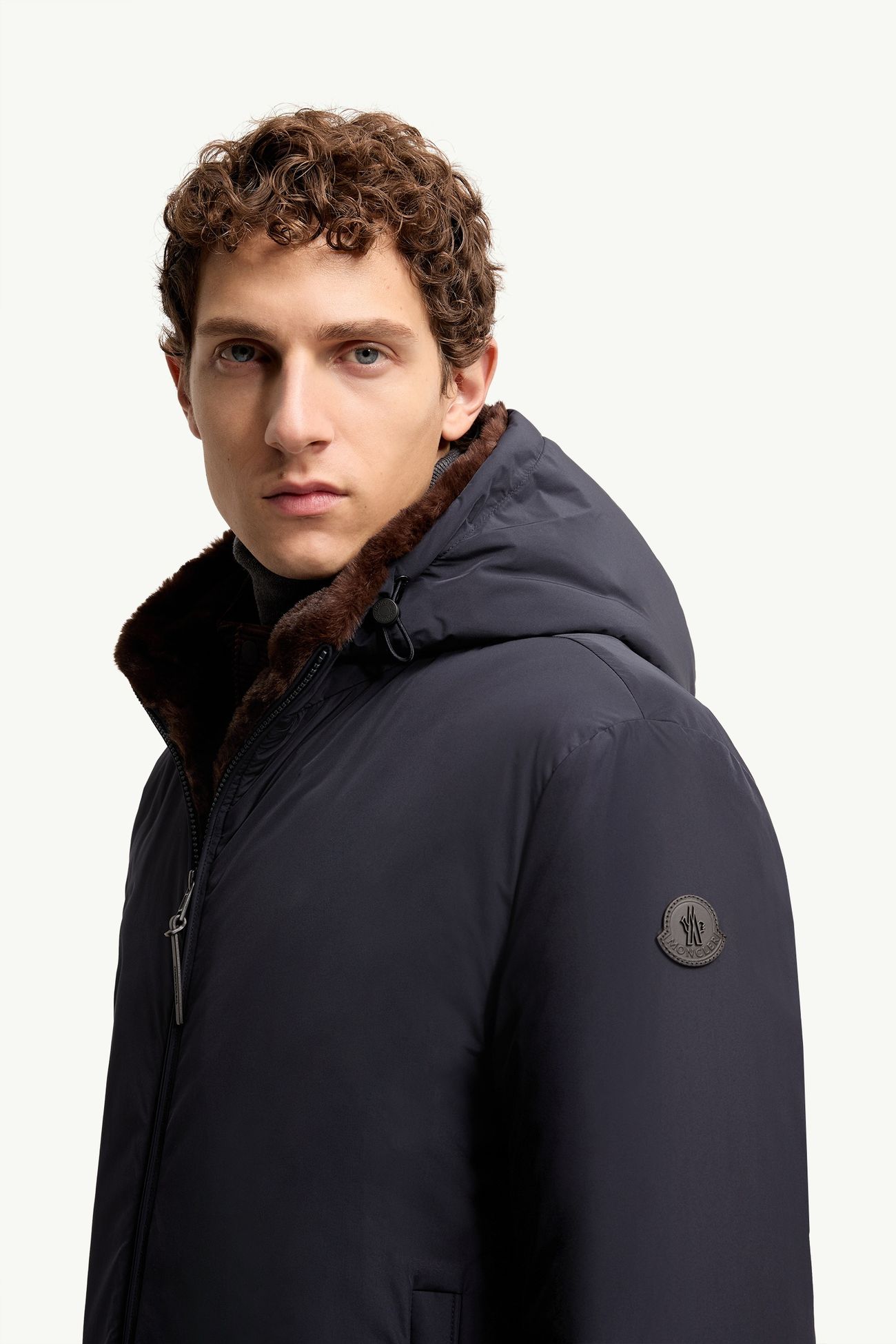 Zambood kurze Daunenjacke mit Kapuze Herren Navyblau Moncler 1
