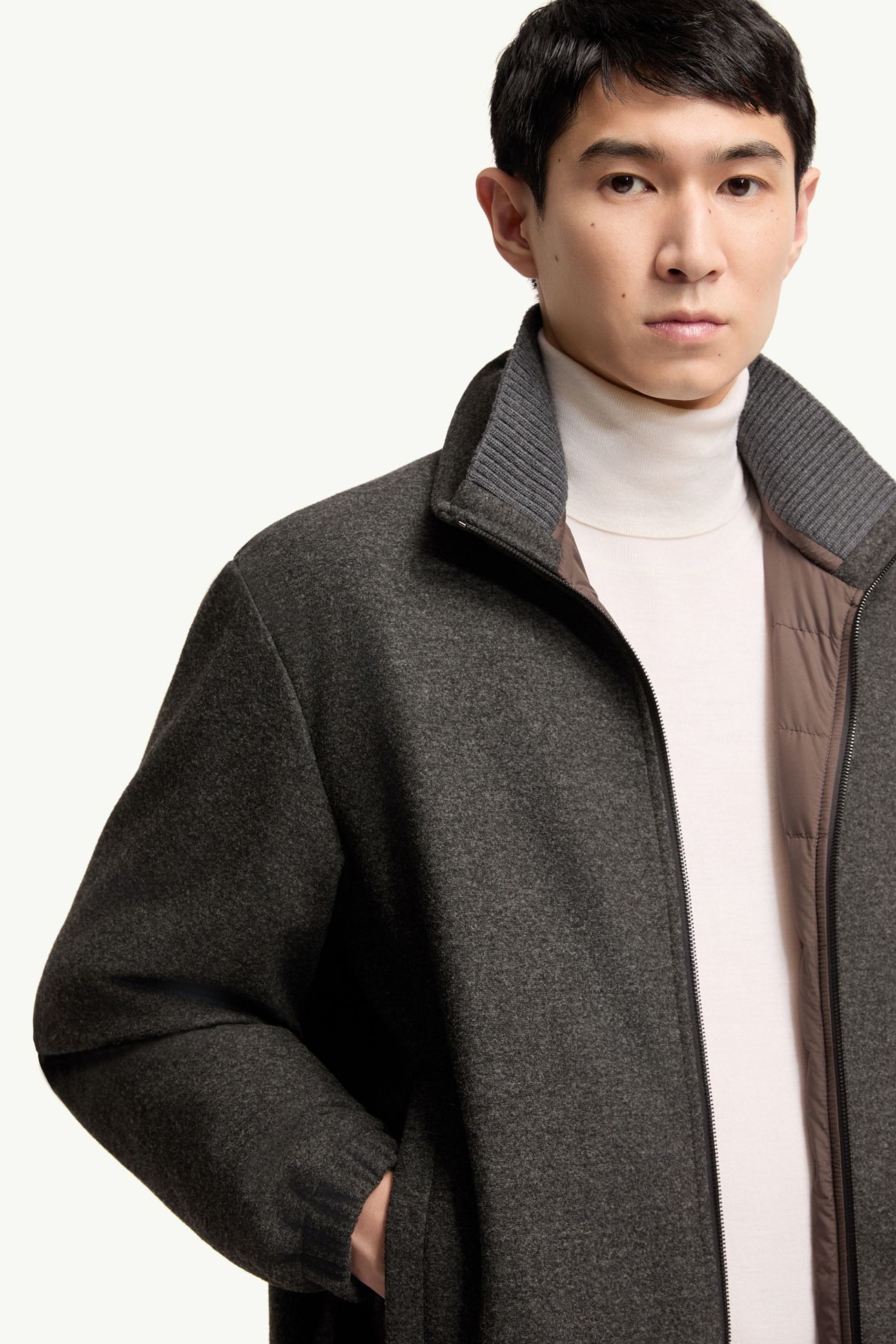 Doudoune courte en flanelle Limberl Hommes Gris foncé Moncler 5