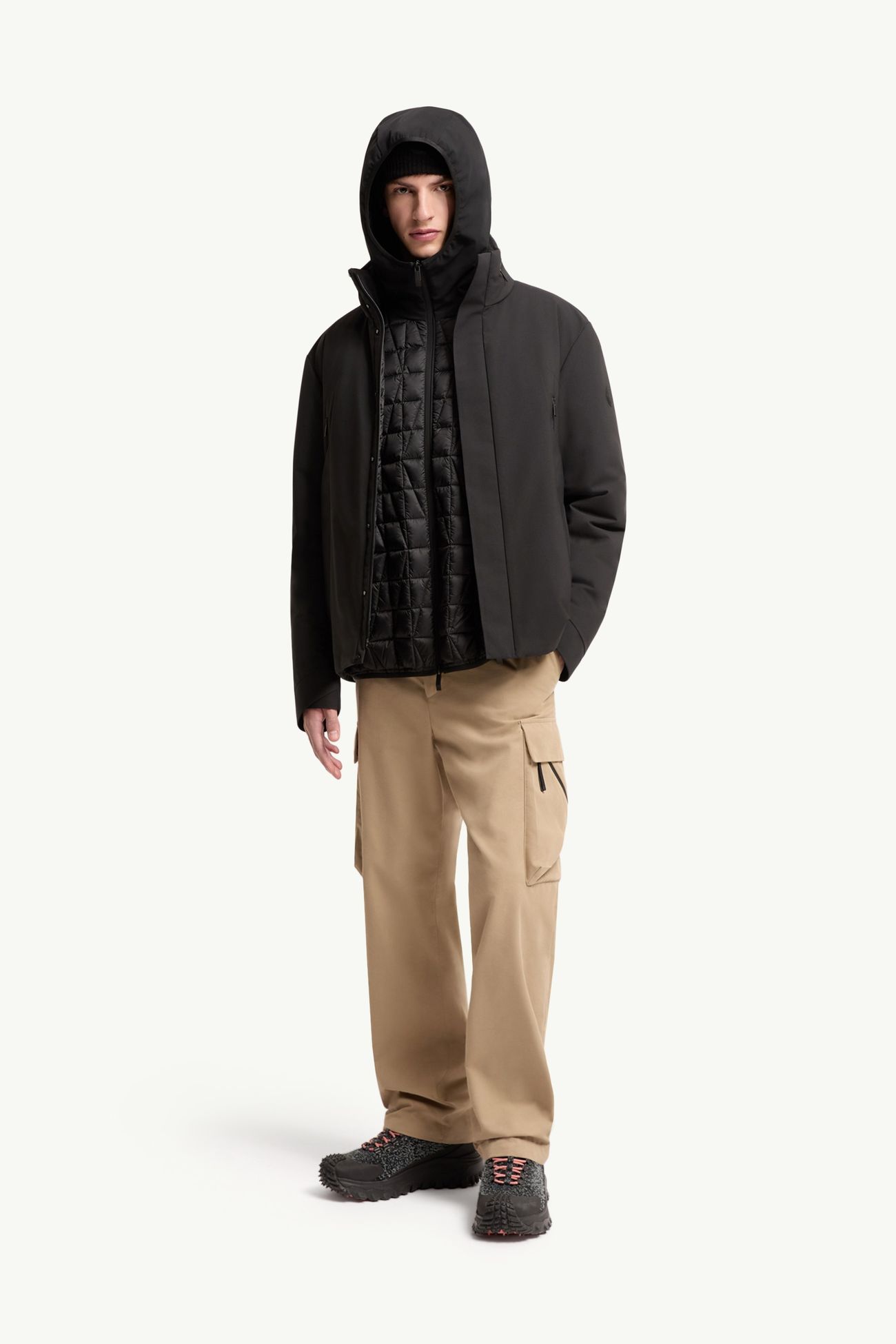 Doudoune mi-longue Ă capuche Caelros Hommes Noir Moncler 0