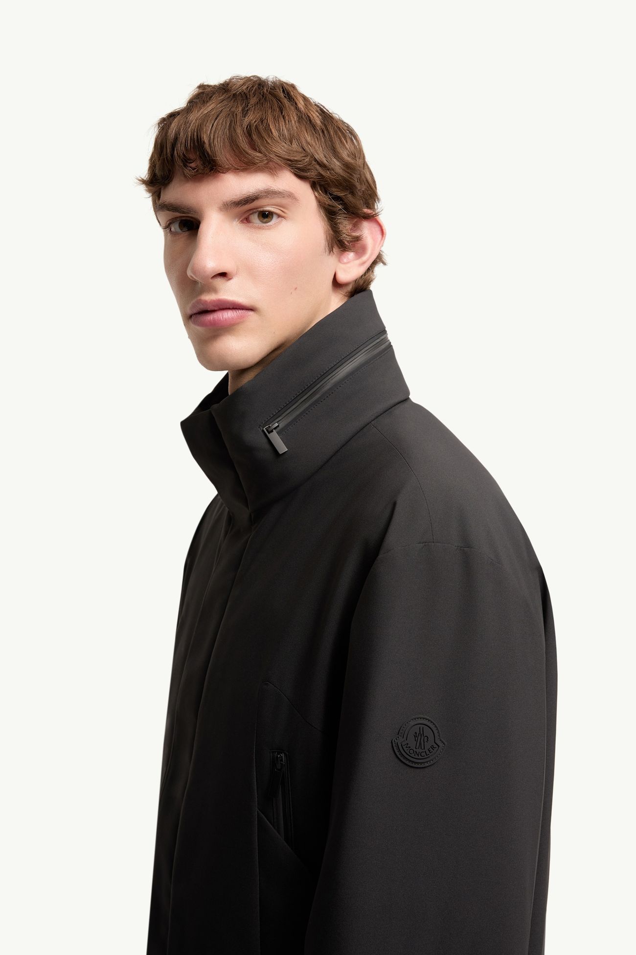 Caelros mittellange Daunenjacke mit Kapuze Herren Schwarz Moncler 1