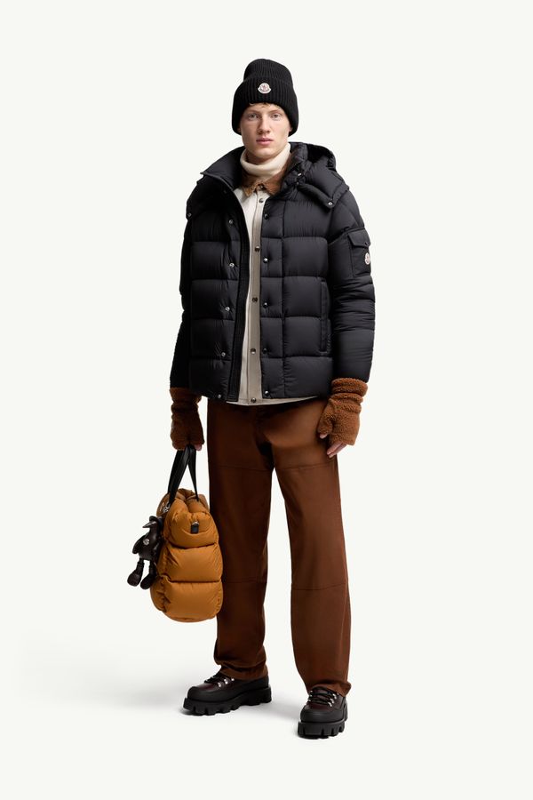 Moncler Maya 70 ショートダウンジャケット メンズ ブラック Moncler 0