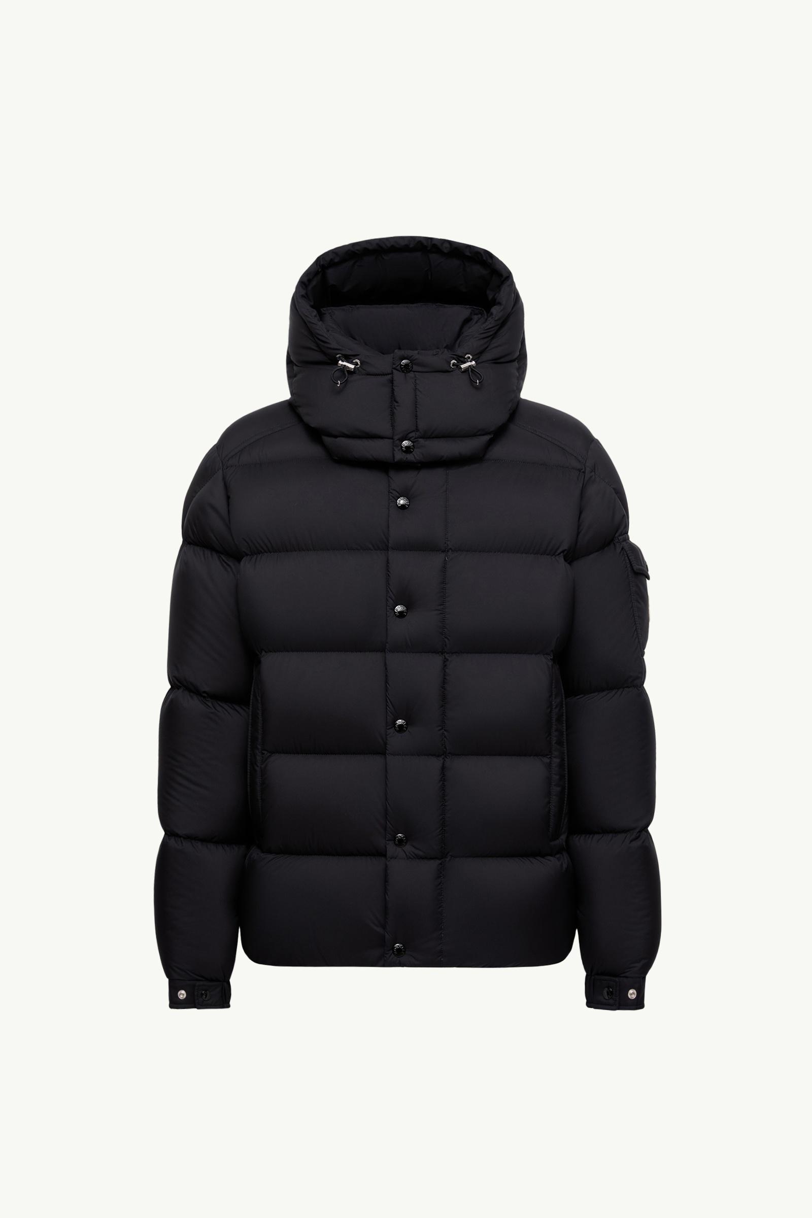 ブラック Moncler Maya 70 ショートダウンジャケット : ショートダウン ブラック Moncler Maya 70 ショートダウンジャケット : ショートダウン
