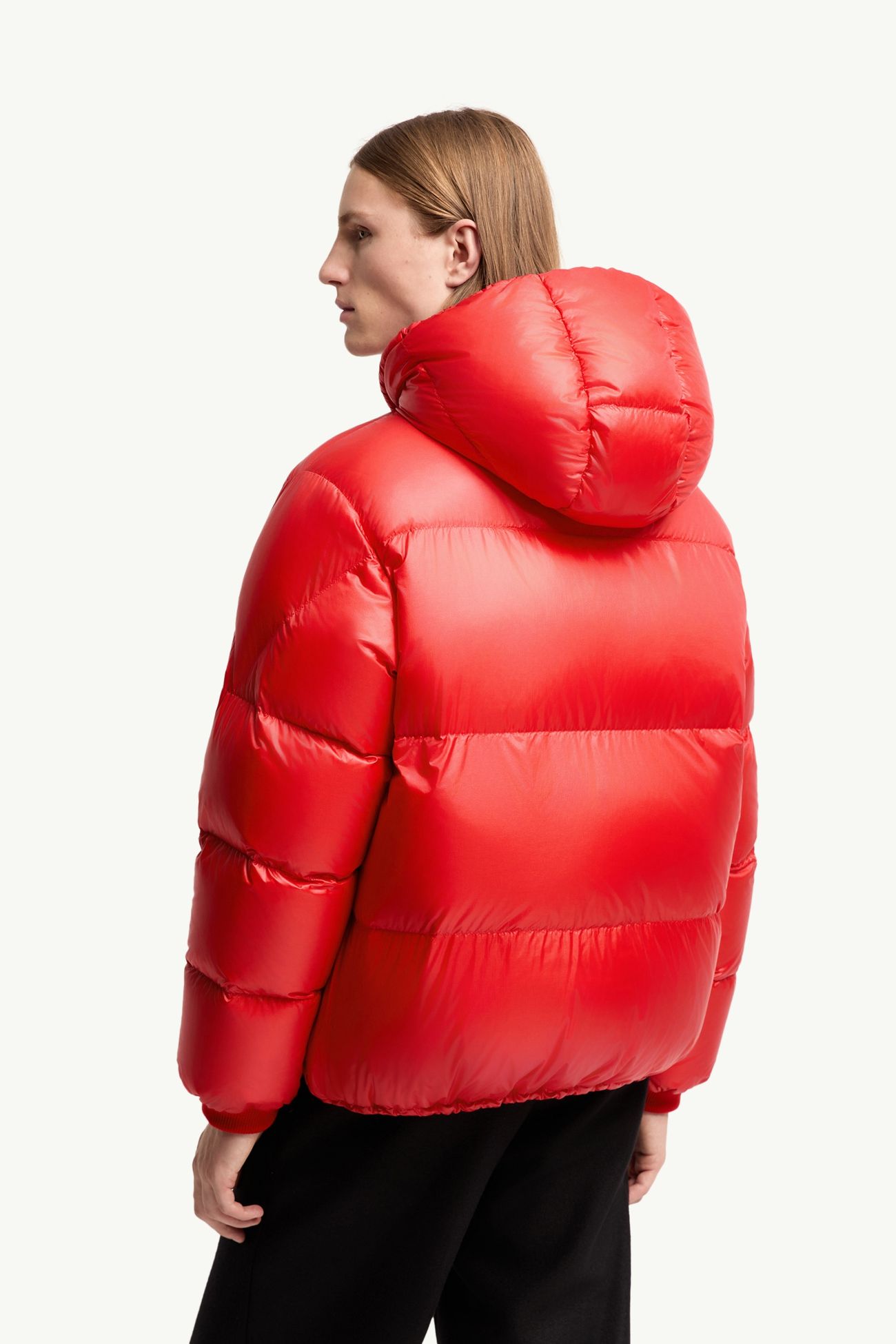 Plumífero corto con capucha Karakorum Hombre Rojo Moncler 4
