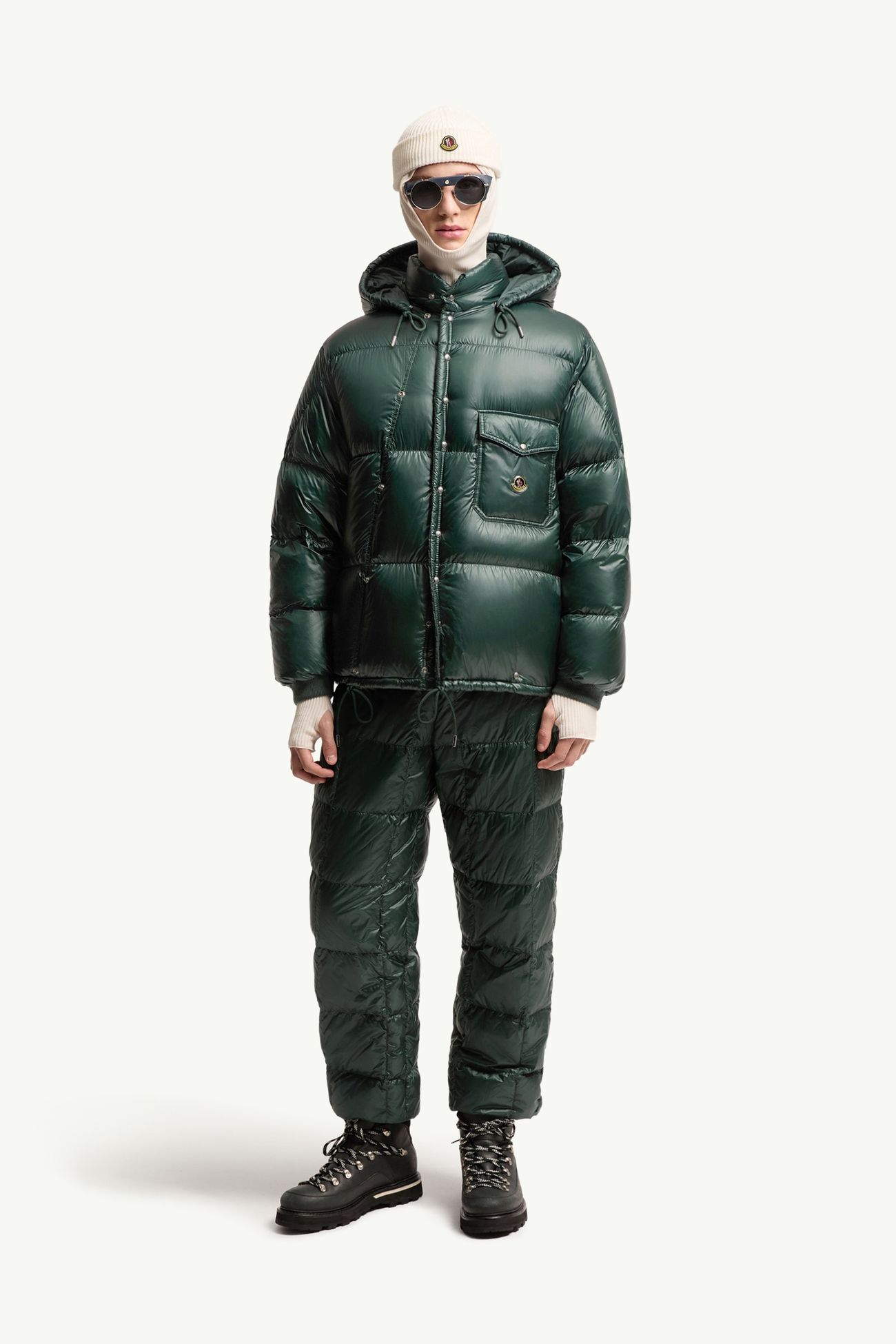 Karakorum kurze Daunenjacke mit Kapuze Herren Dunkelgrün Moncler 0