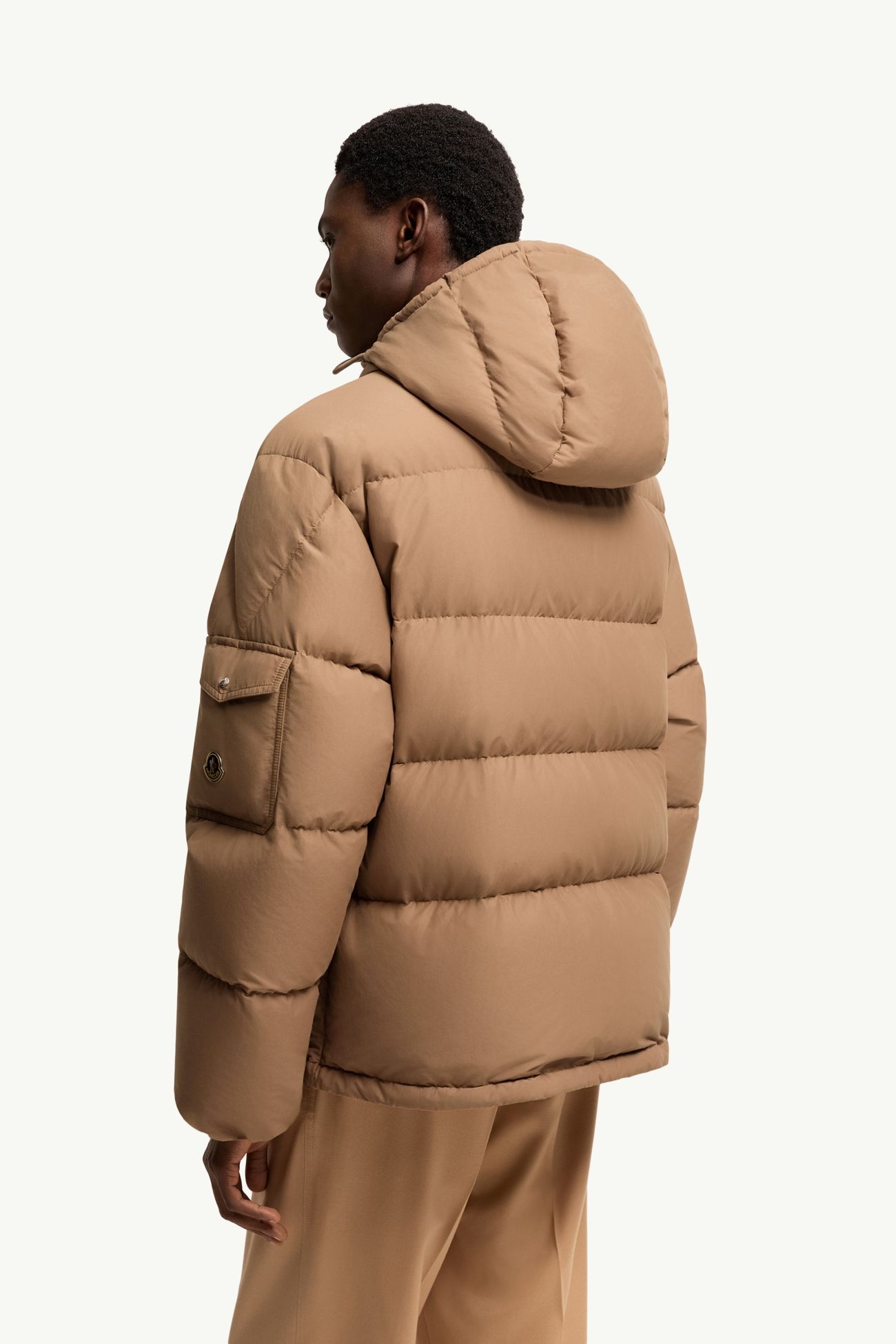 Plumífero corto con capucha Himalaya Hombre Marrón claro Moncler 4
