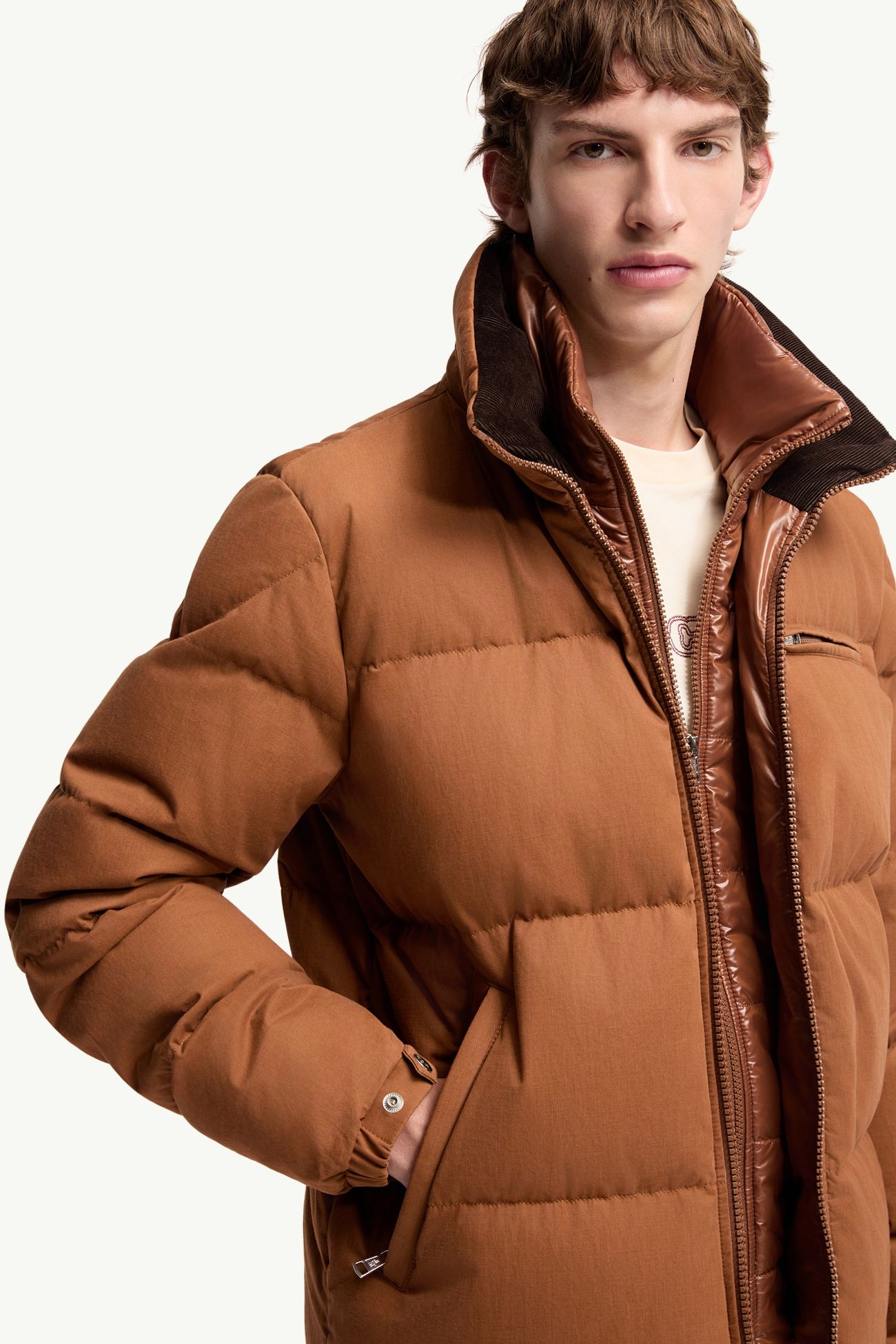 Isenviel kurze Daunenjacke aus Baumwollpopeline Herren Hellbraun Moncler 5
