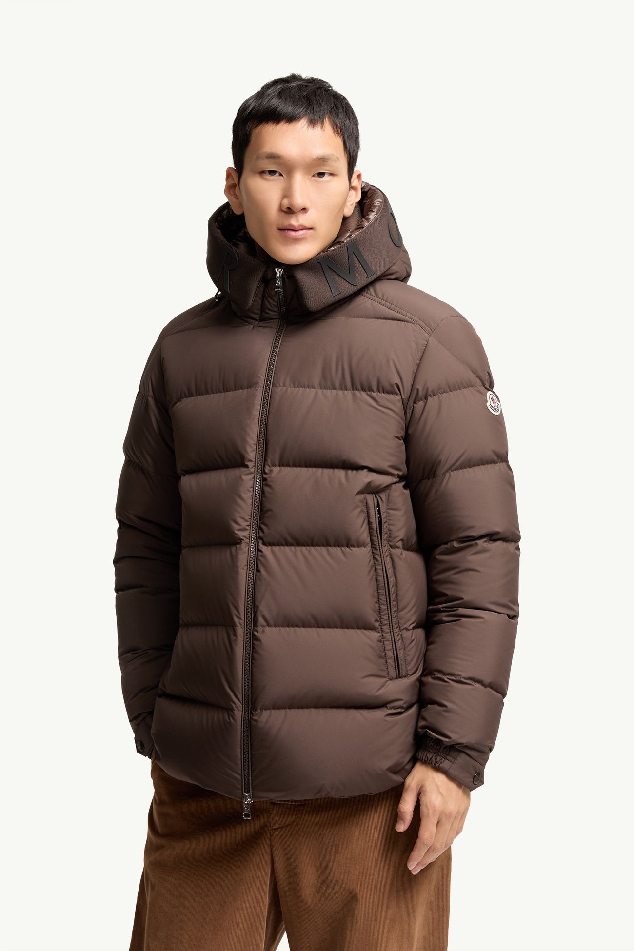 Orvelle mittellange Daunenjacke mit Kapuze Herren Braun Moncler 3