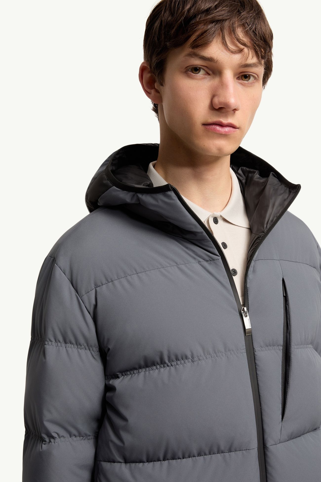 Poitevin kurze Daunenjacke mit Kapuze Herren Grau Moncler 5