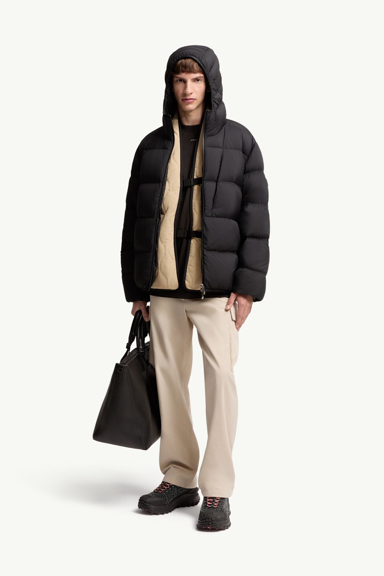 Doudoune courte Ă capuche Poitevin Hommes Noir Moncler 0