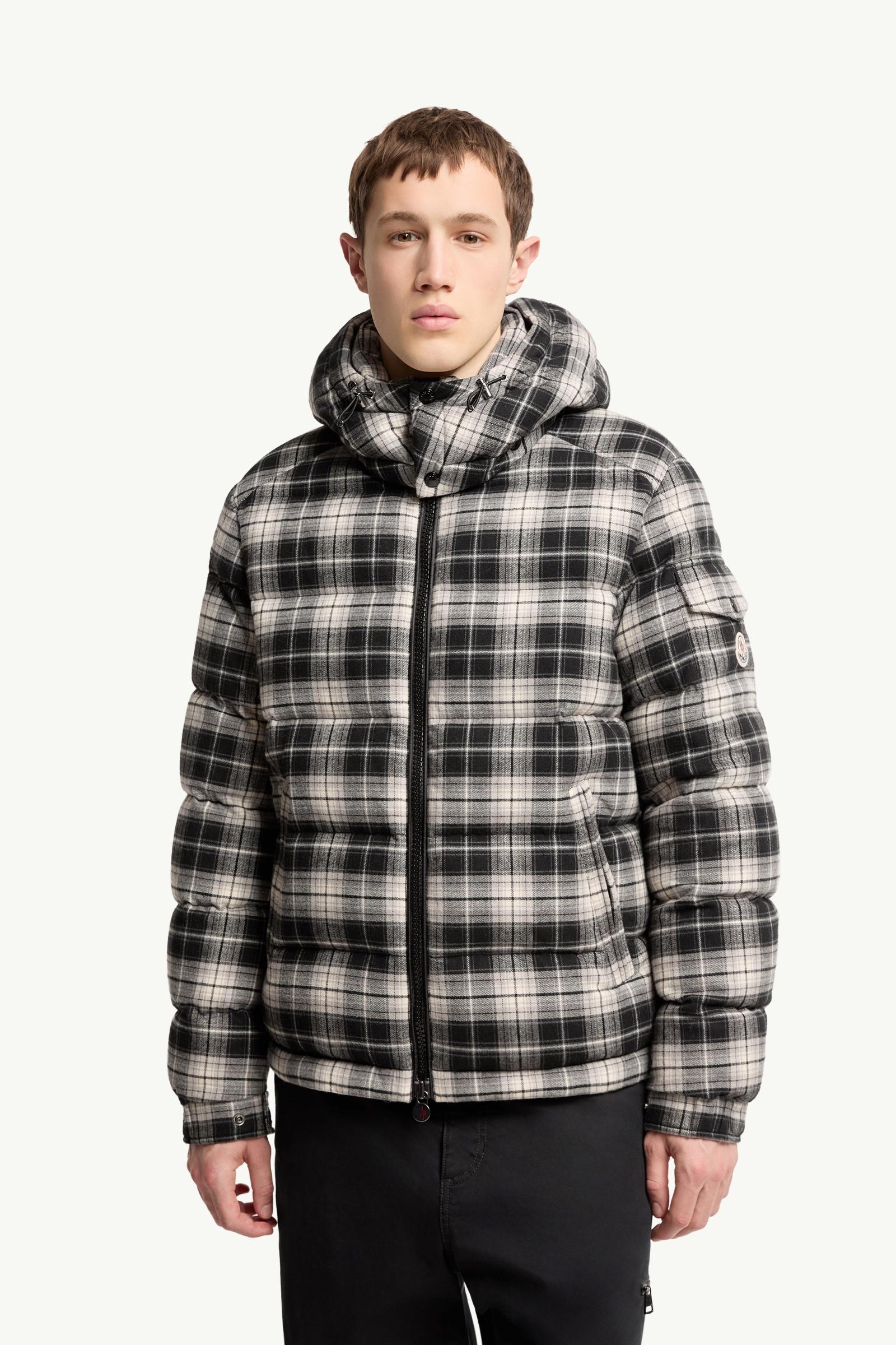 Black & White Airor Hooded Down Jacket - Short Down Jackets for
