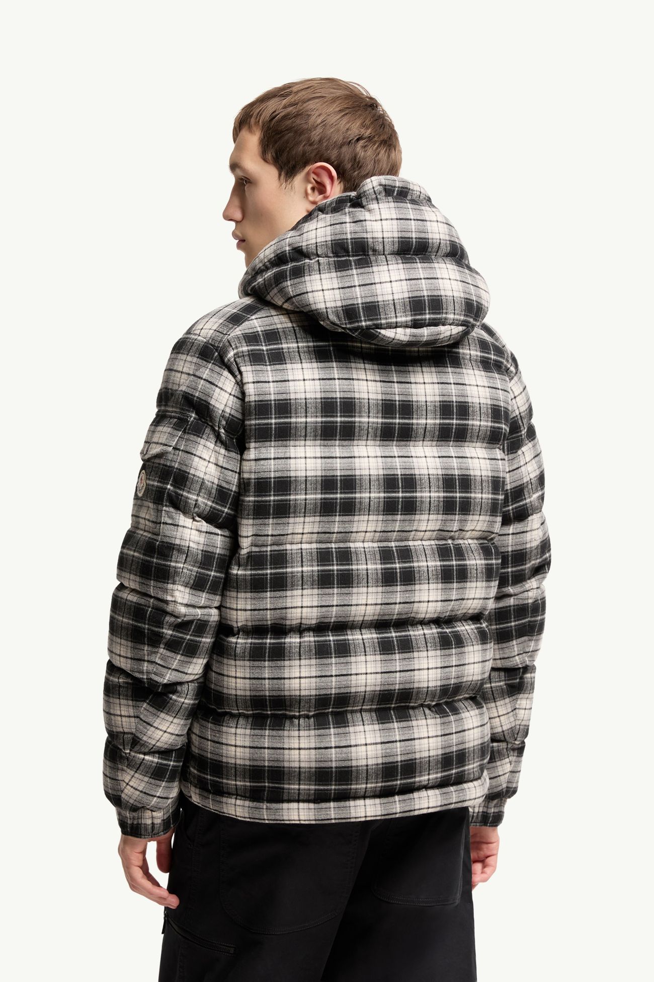 Airor連帽羽絨外套 男士 黑色和白色 Moncler 4