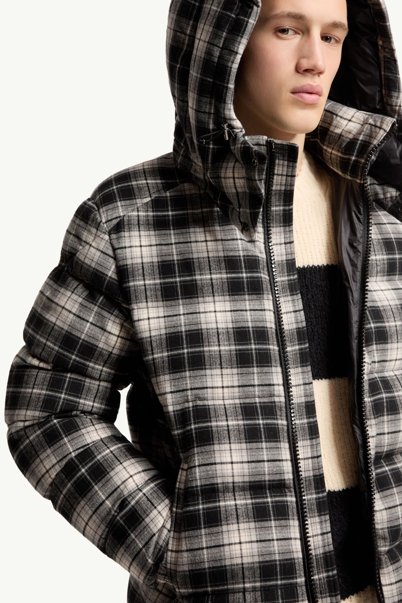 Airor連帽羽絨外套 男士 黑色和白色 Moncler 5