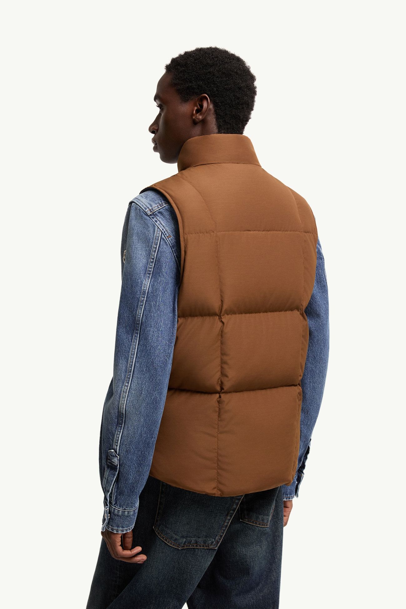 Brumelune男士短款羽绒马甲 男士 棕色 Moncler 4