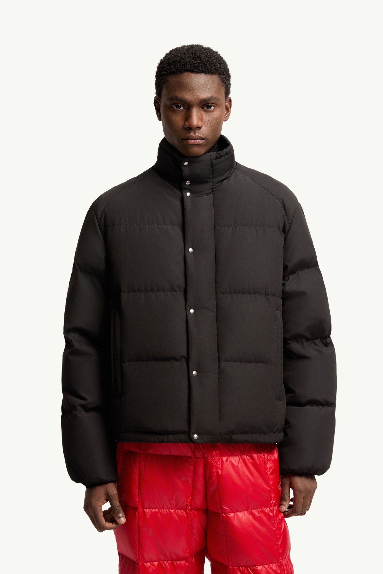 Verone kurze Daunenjacke Herren Schwarz Moncler 3